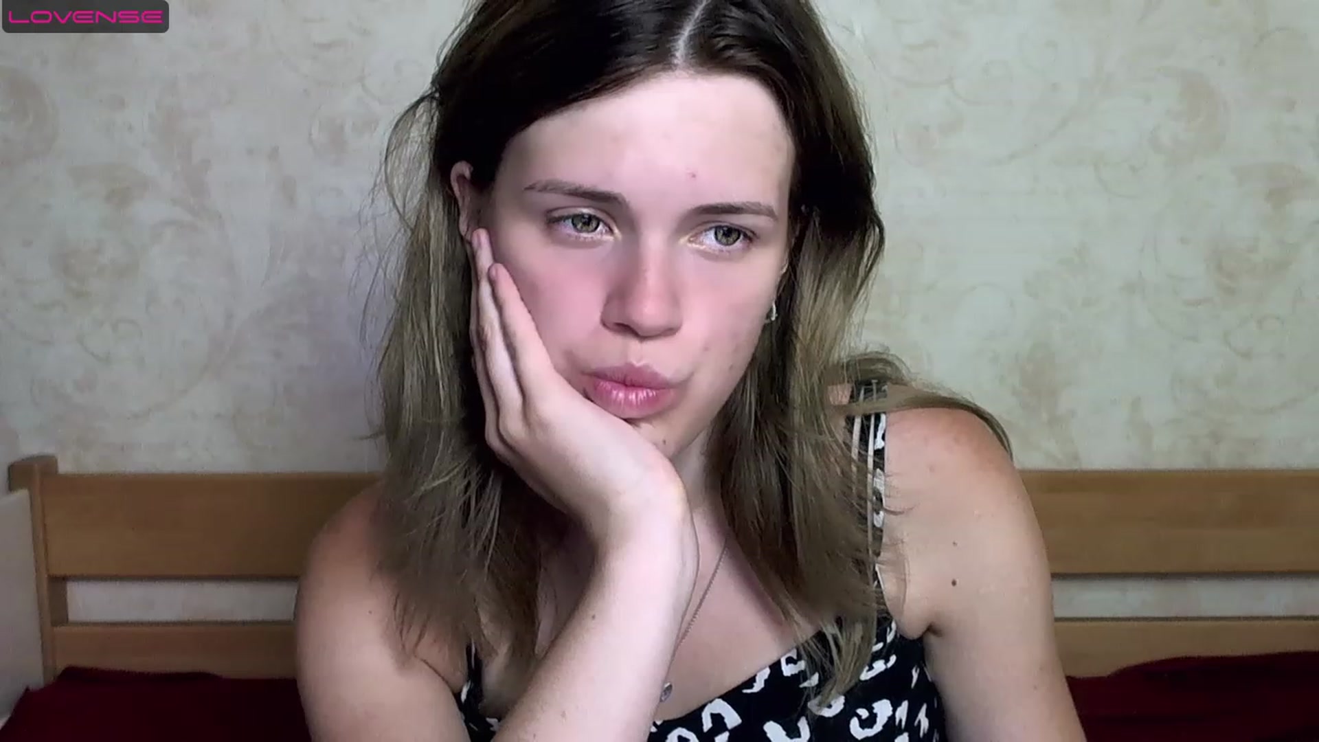 Gallery image thumbnail from SweetVeronaa's myfreecams stream on, 07/17/2023, 20:46 image 12 of 20