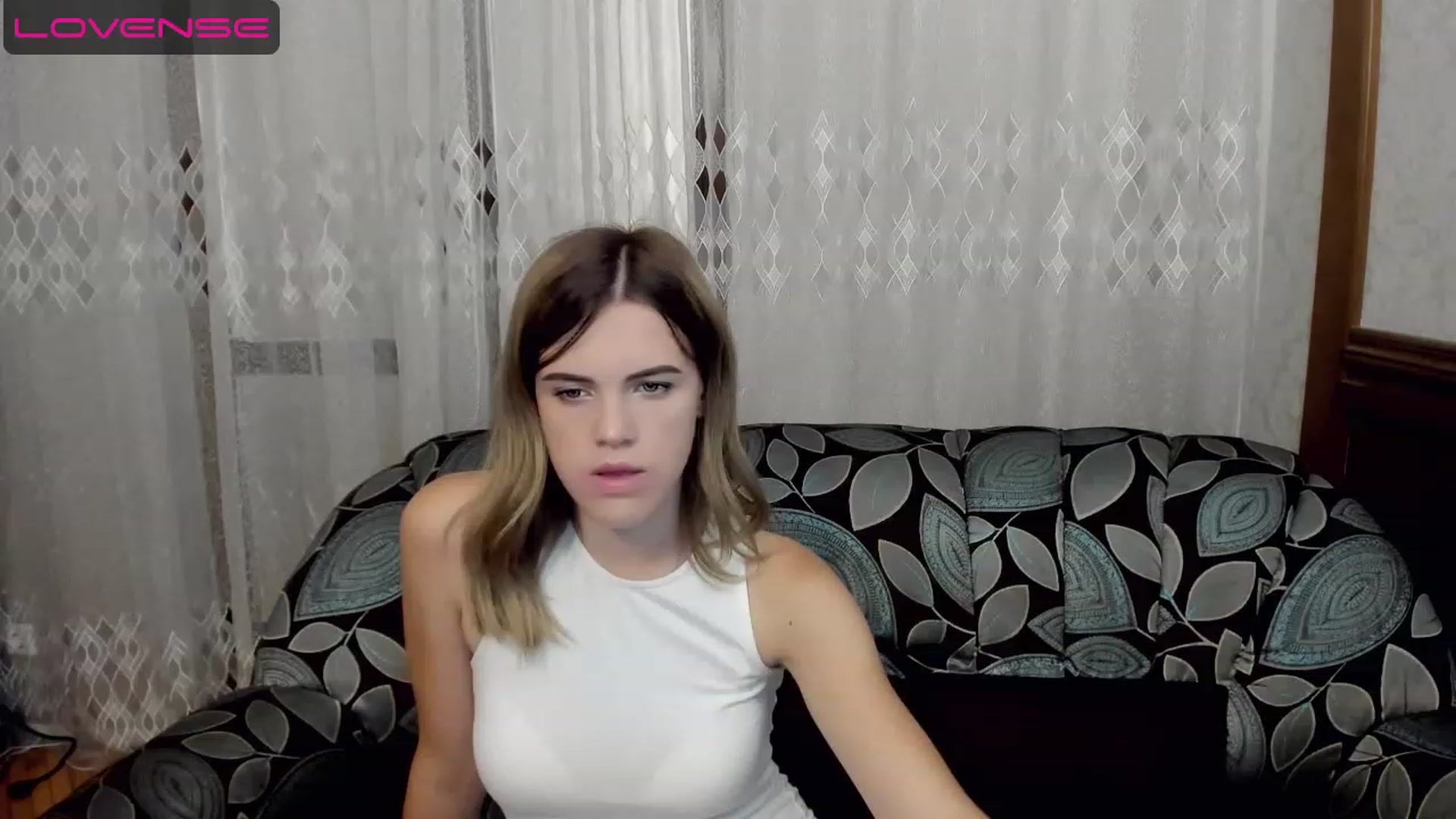 Gallery image thumbnail from SweetVeronaa's myfreecams stream on, 07/20/2023, 19:56 image 3 of 20