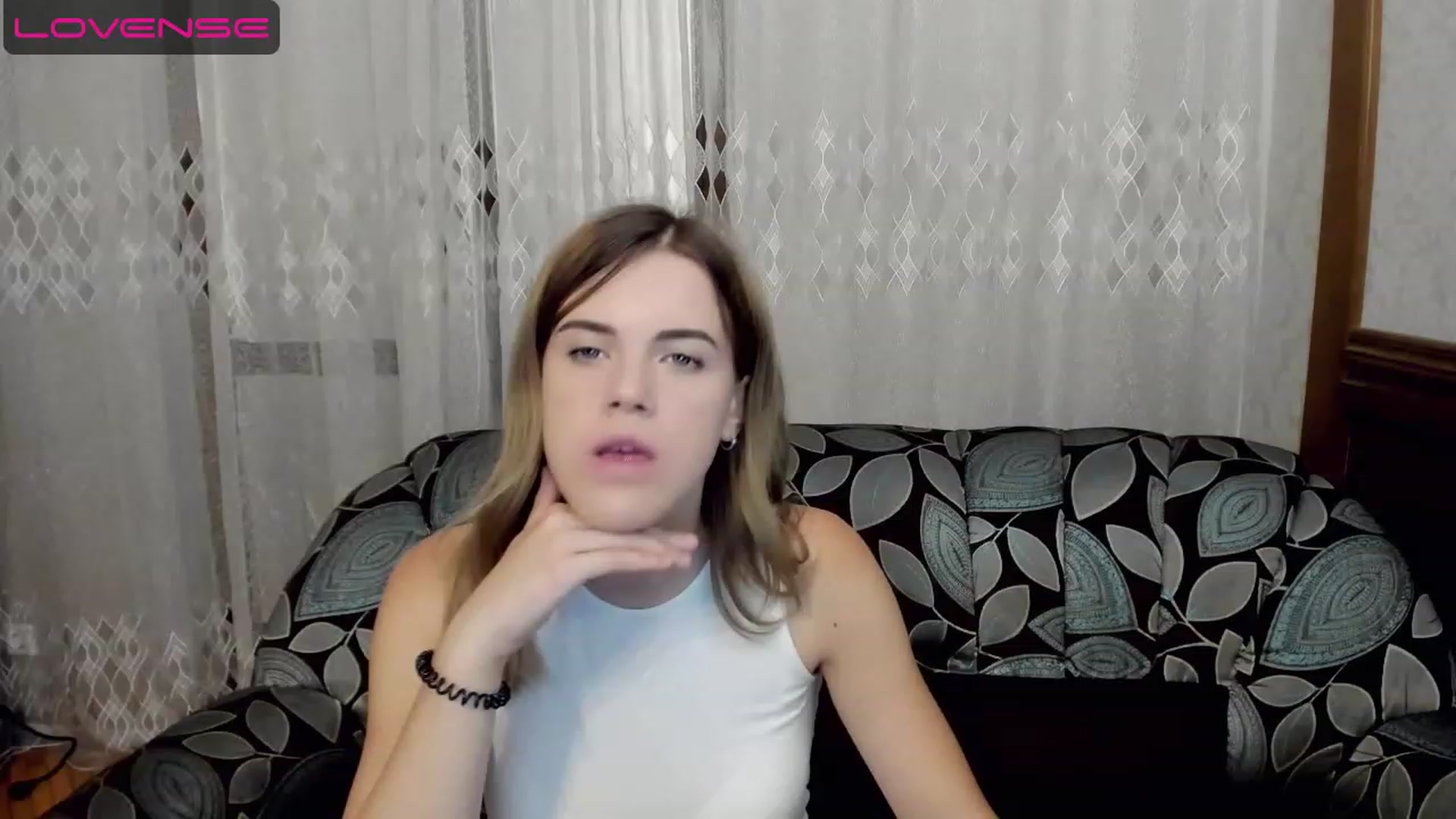 Gallery image thumbnail from SweetVeronaa's myfreecams stream on, 07/20/2023, 19:56 image 10 of 20