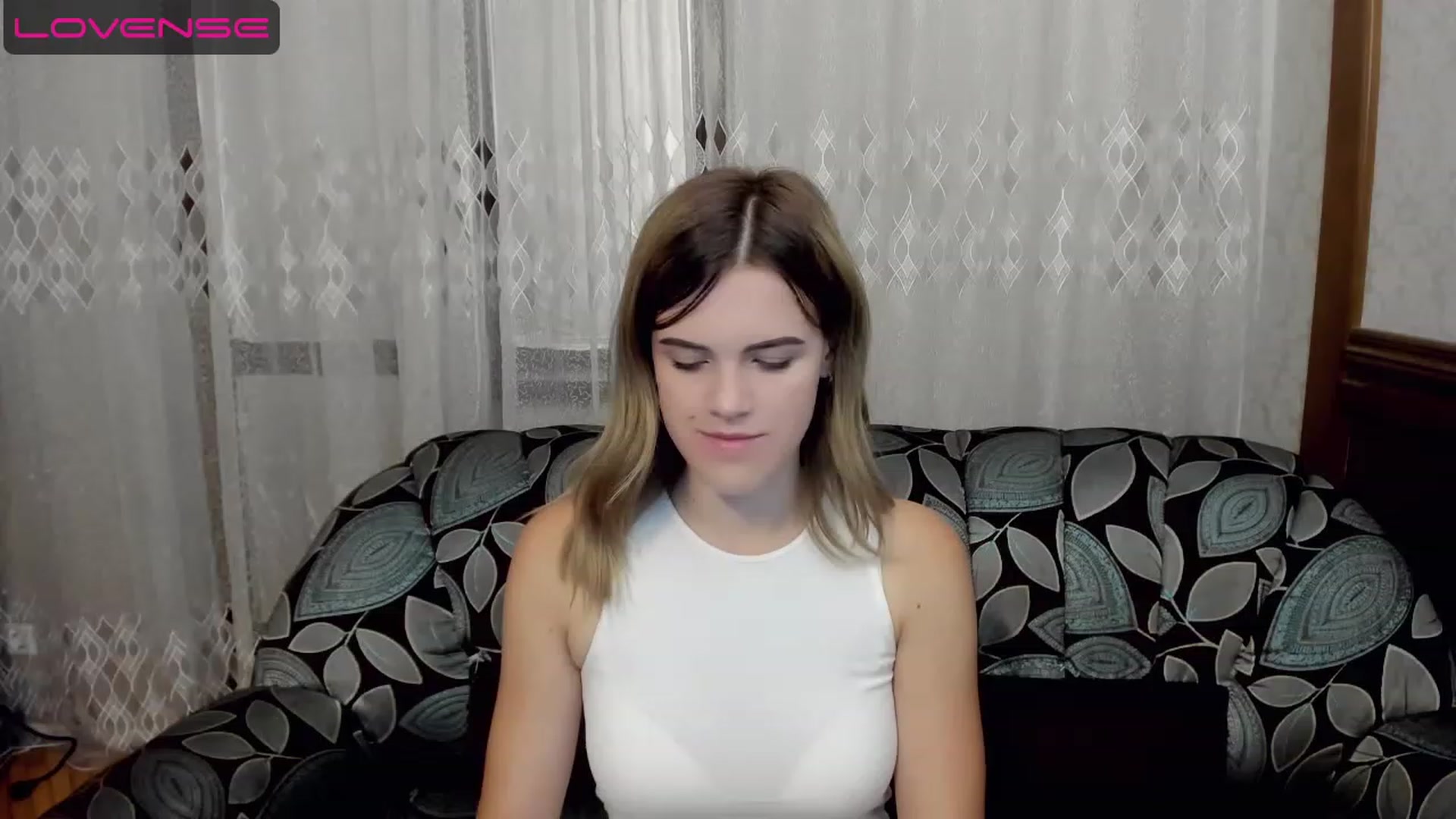 Gallery image thumbnail from SweetVeronaa's myfreecams stream on, 07/20/2023, 19:56 image 12 of 20