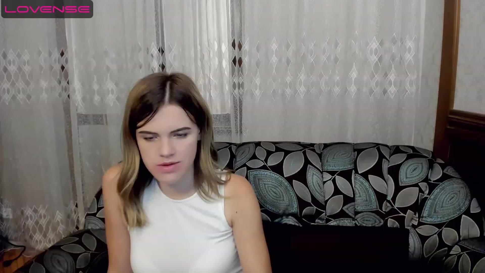 Gallery image thumbnail from SweetVeronaa's myfreecams stream on, 07/20/2023, 19:56 image 16 of 20