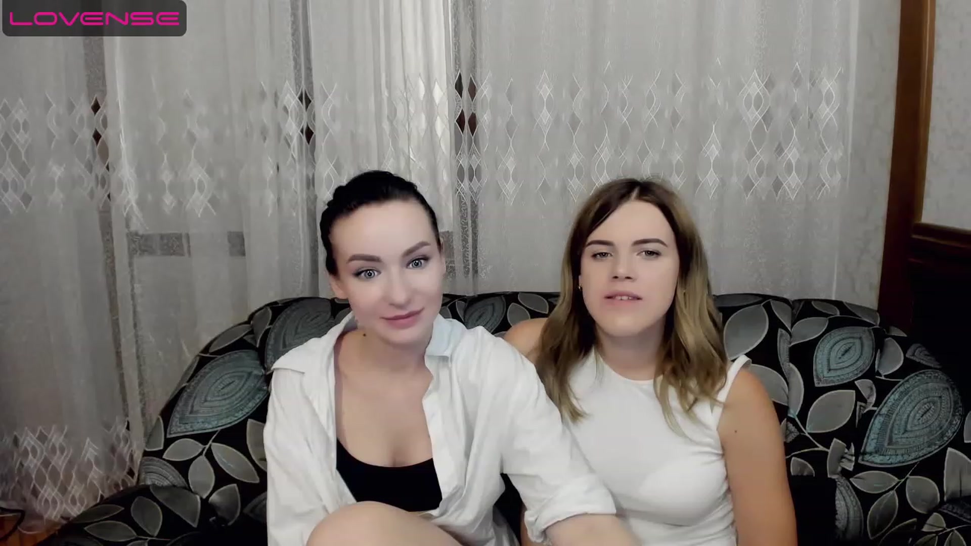 Gallery image thumbnail from SweetVeronaa's myfreecams stream on, 07/20/2023, 21:01 image 5 of 20