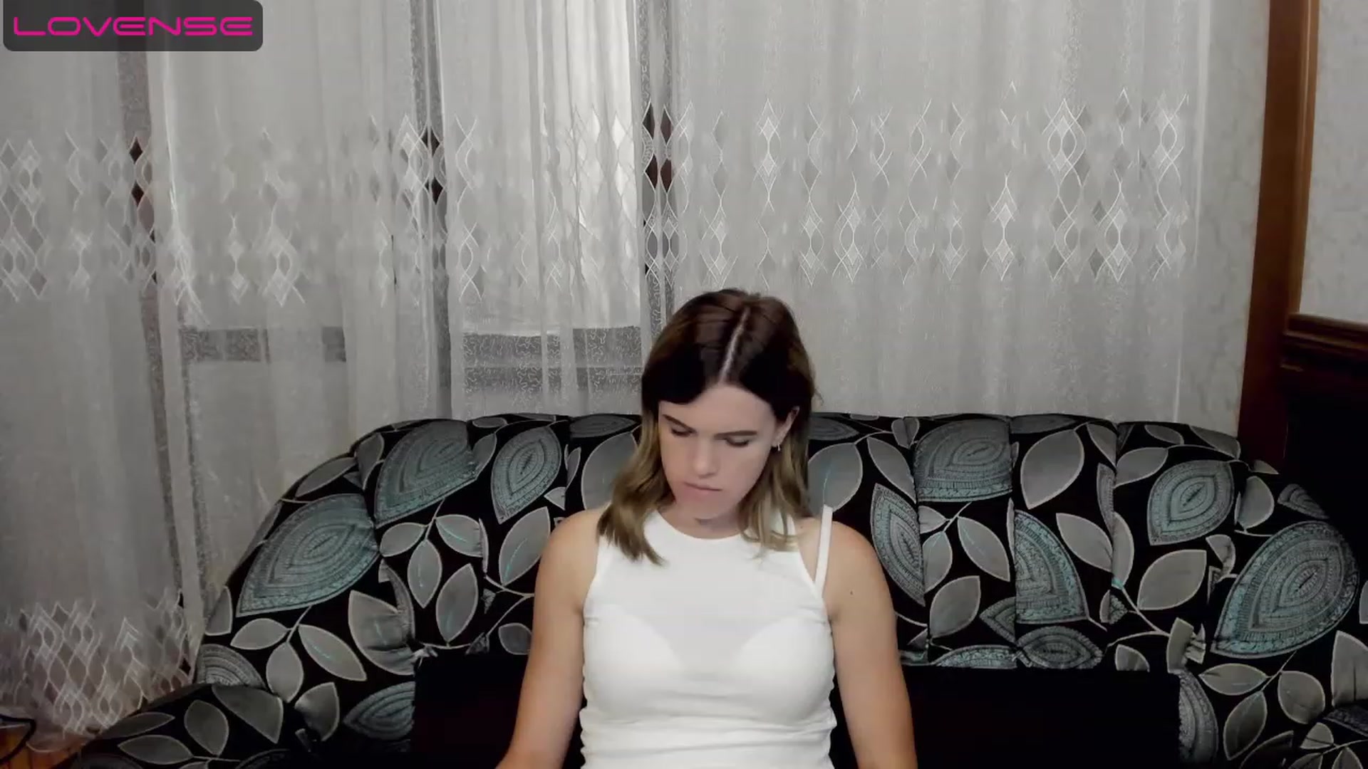 Gallery image thumbnail from SweetVeronaa's myfreecams stream on, 07/20/2023, 22:30 image 16 of 20