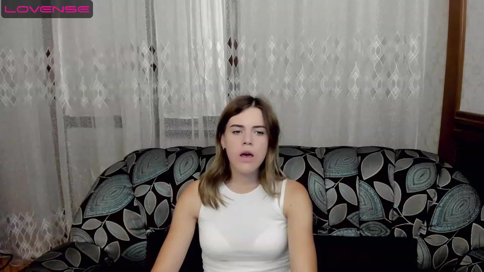Gallery image thumbnail from SweetVeronaa's myfreecams stream on, 07/20/2023, 22:30 image 5 of 20