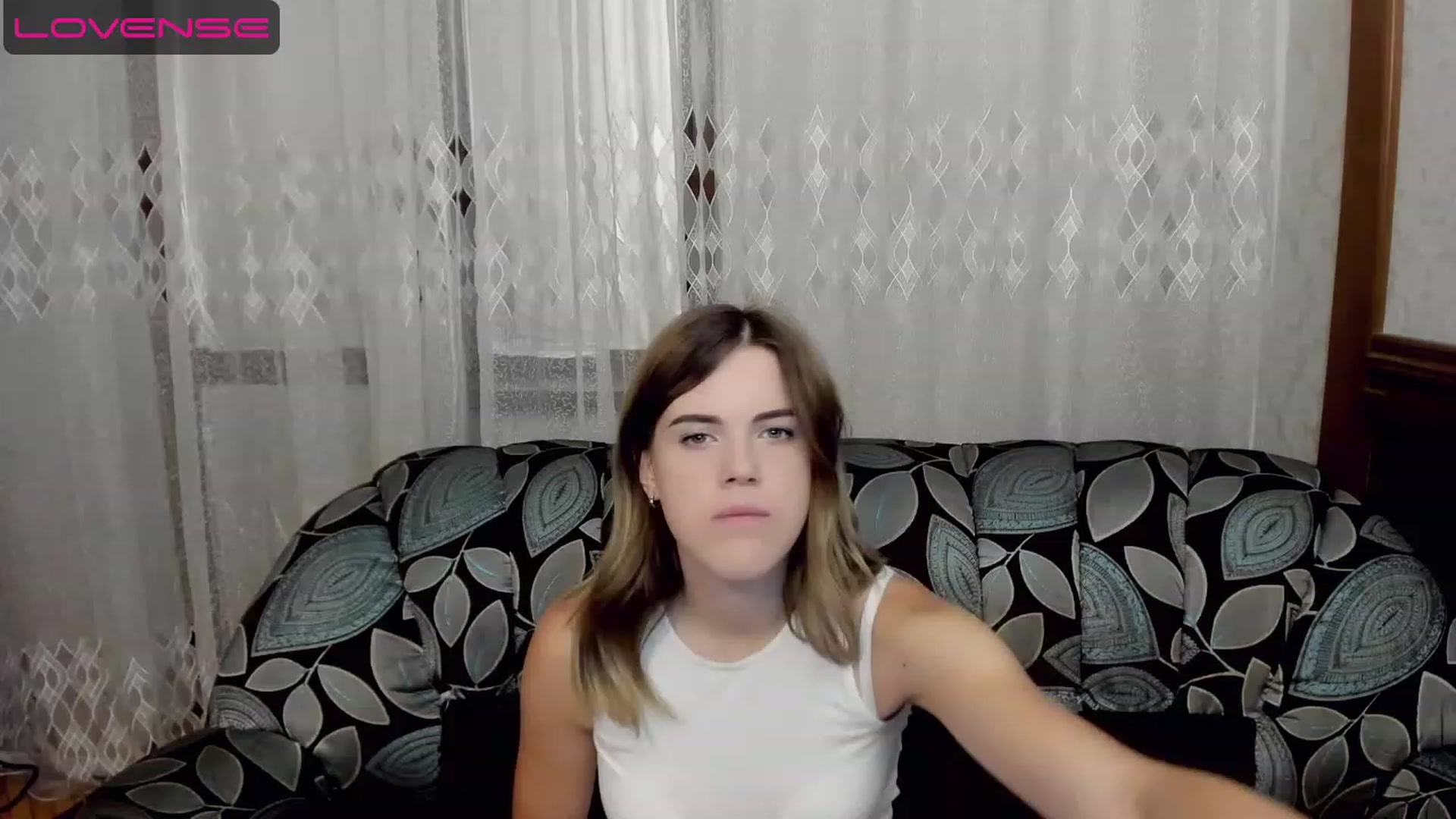 Gallery image thumbnail from SweetVeronaa's myfreecams stream on, 07/20/2023, 22:30 image 14 of 20