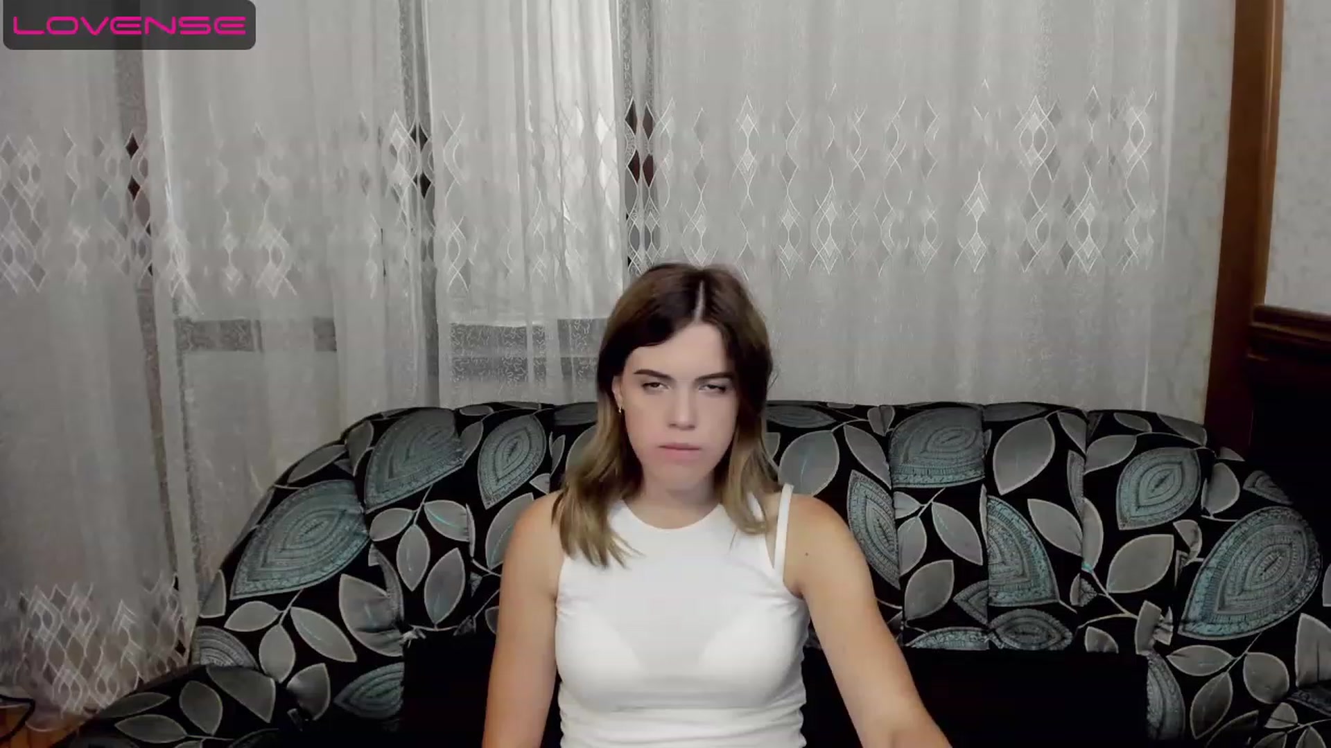 Gallery image thumbnail from SweetVeronaa's myfreecams stream on, 07/20/2023, 22:30 image 7 of 20