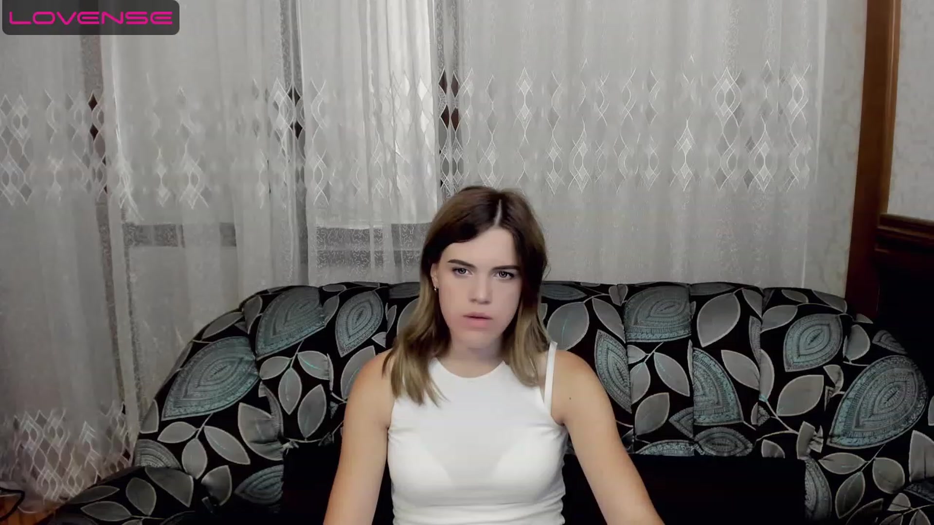 Gallery image thumbnail from SweetVeronaa's myfreecams stream on, 07/20/2023, 22:30 image 10 of 20