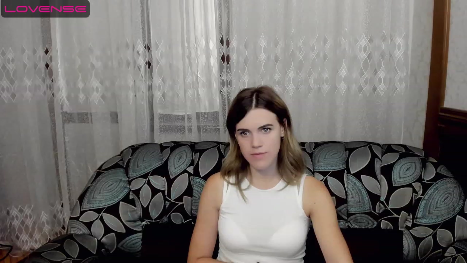 Gallery image thumbnail from SweetVeronaa's myfreecams stream on, 07/20/2023, 23:48 image 12 of 20