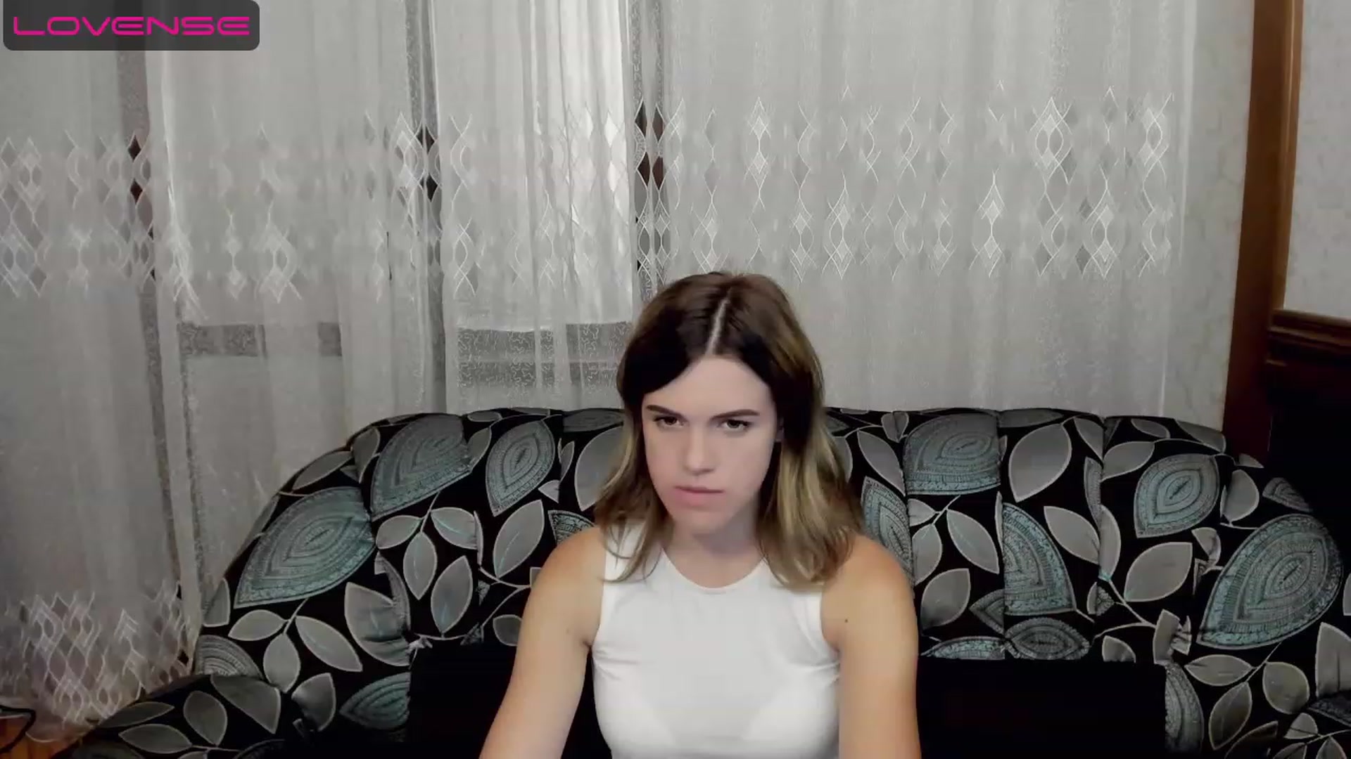 Gallery image thumbnail from SweetVeronaa's myfreecams stream on, 07/20/2023, 23:48 image 19 of 20