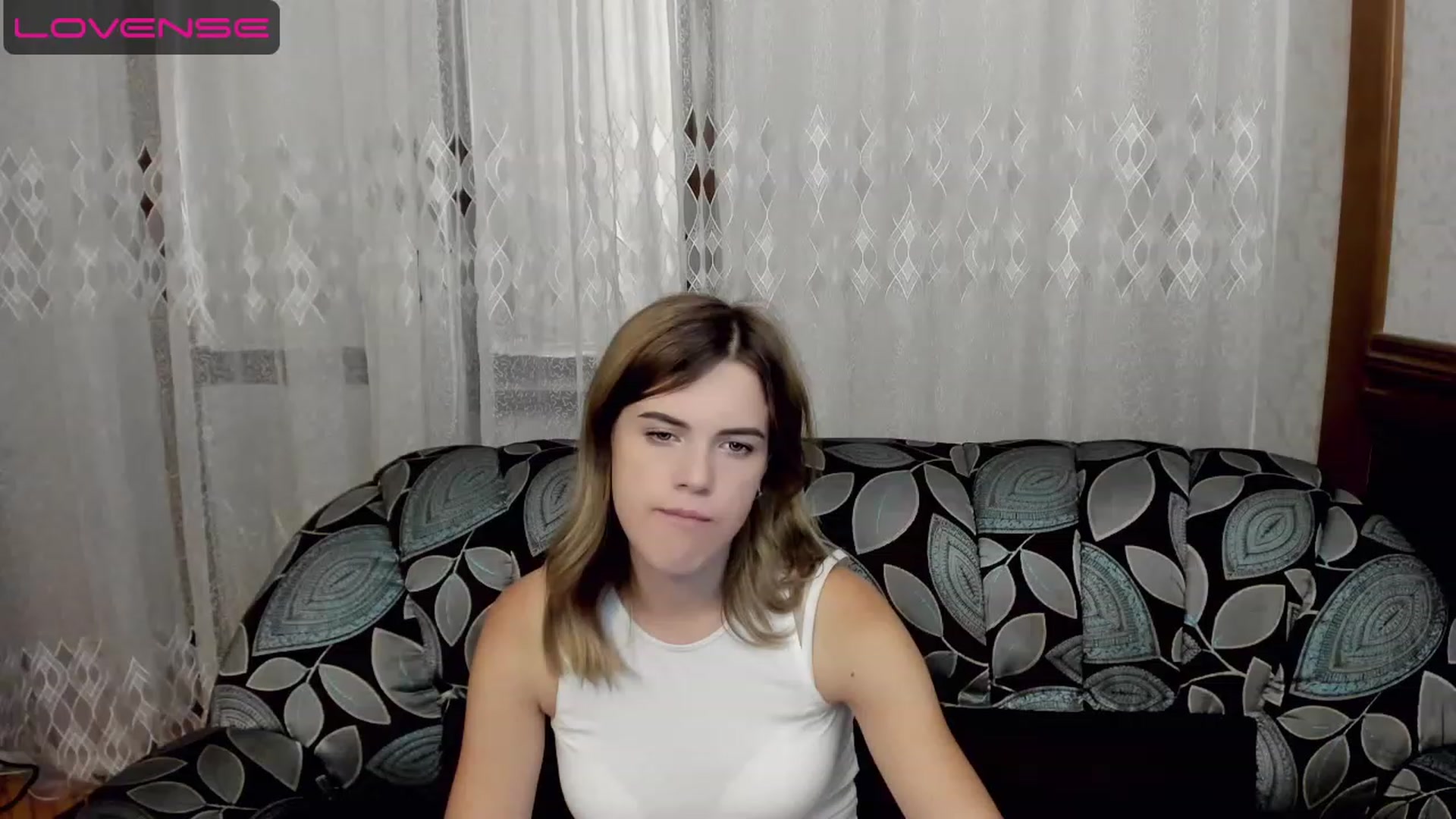 Gallery image thumbnail from SweetVeronaa's myfreecams stream on, 07/20/2023, 23:48 image 4 of 20