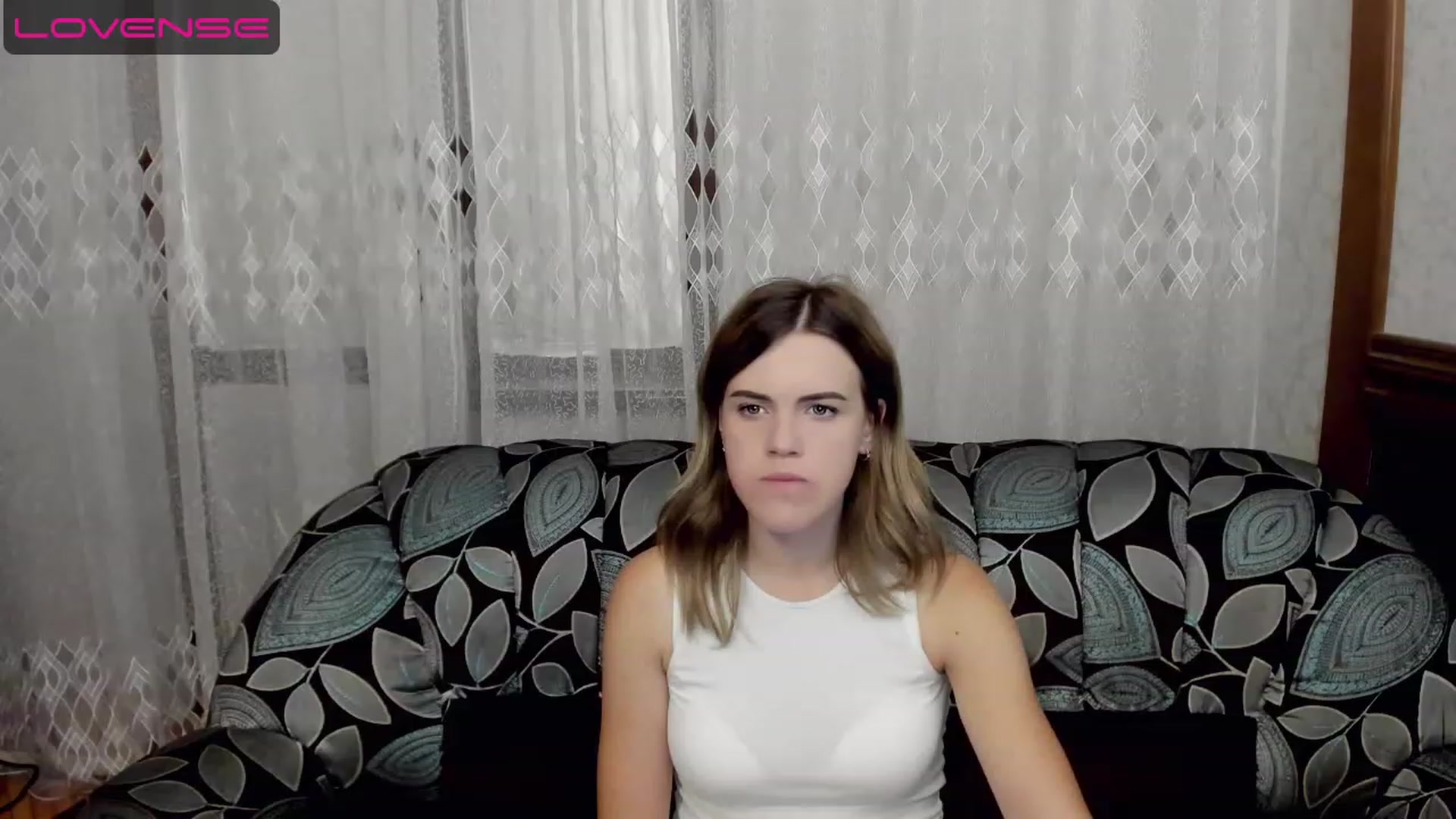 Gallery image thumbnail from SweetVeronaa's myfreecams stream on, 07/20/2023, 23:48 image 14 of 20