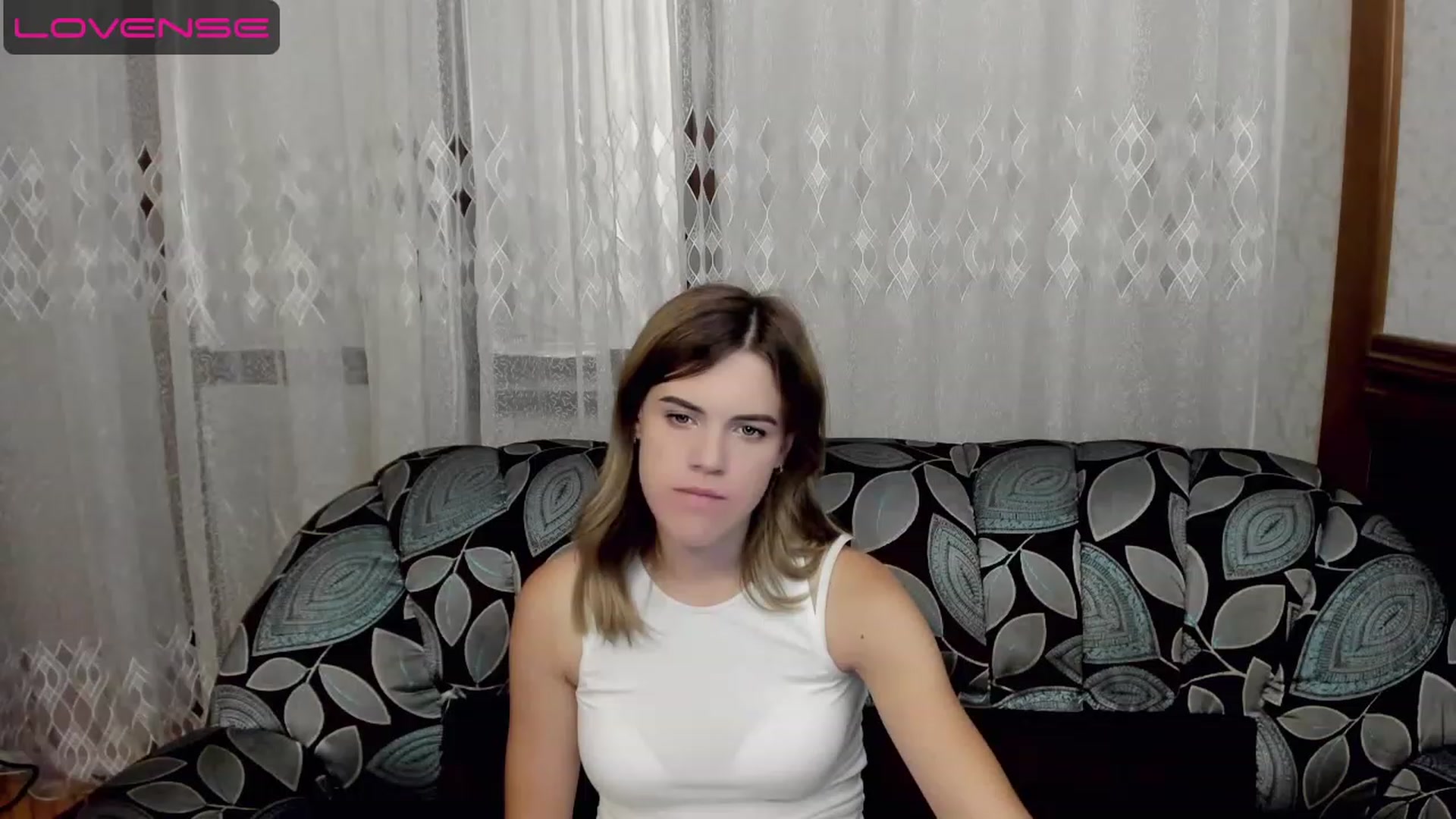 Gallery image thumbnail from SweetVeronaa's myfreecams stream on, 07/20/2023, 23:48 image 3 of 20