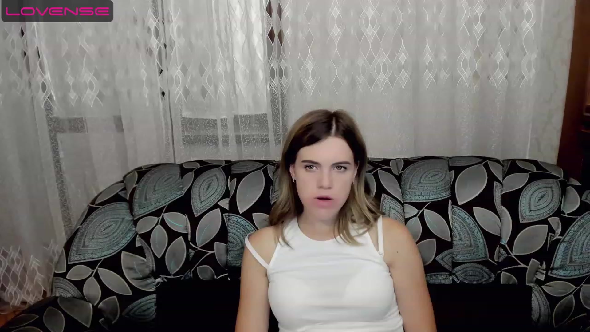 Gallery image thumbnail from SweetVeronaa's myfreecams stream on, 07/21/2023, 01:16 image 13 of 20