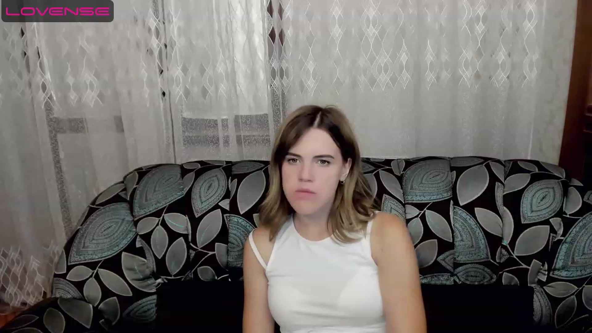 Gallery image thumbnail from SweetVeronaa's myfreecams stream on, 07/21/2023, 01:16 image 9 of 20
