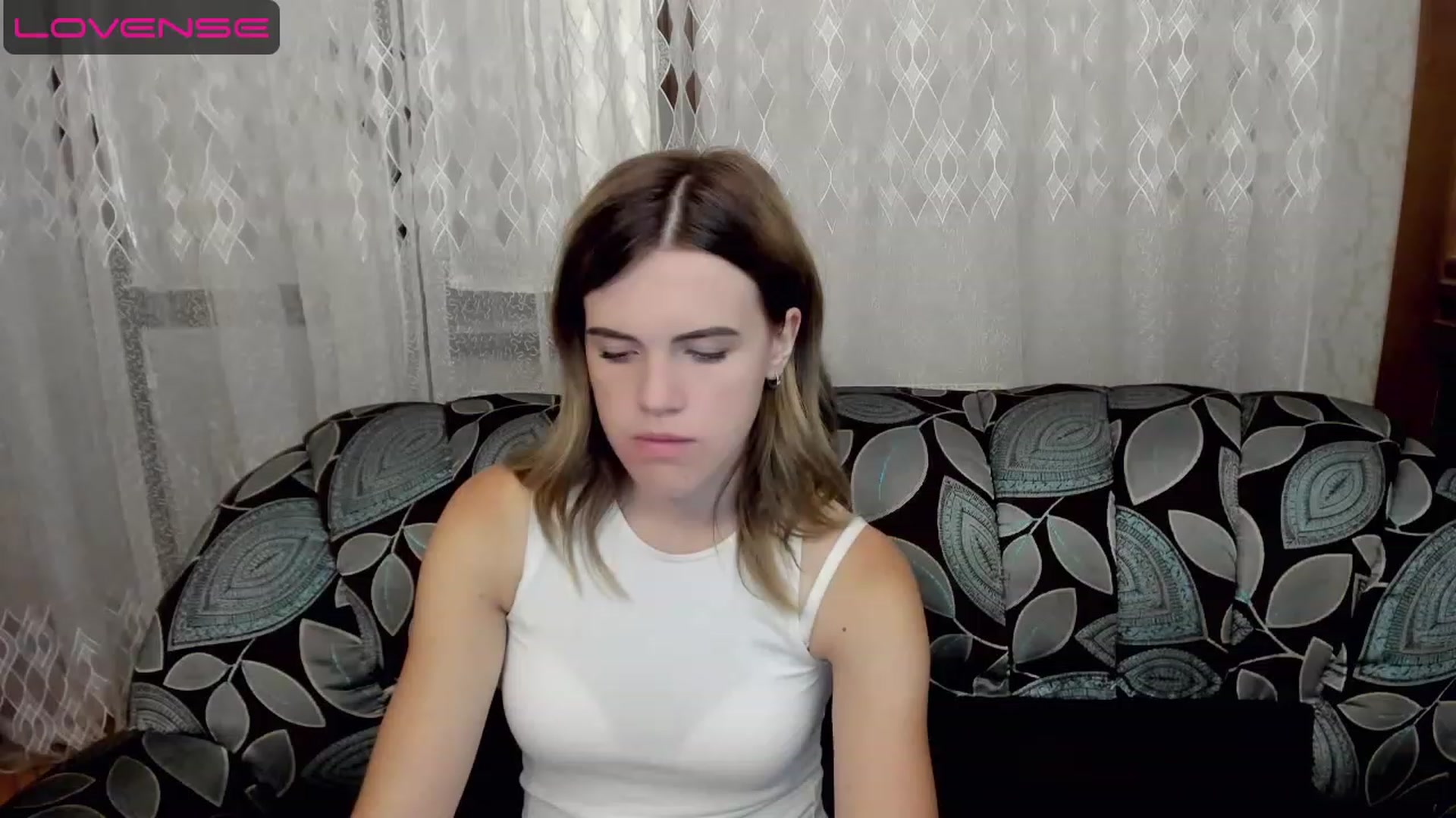 Gallery image thumbnail from SweetVeronaa's myfreecams stream on, 07/21/2023, 01:16 image 19 of 20