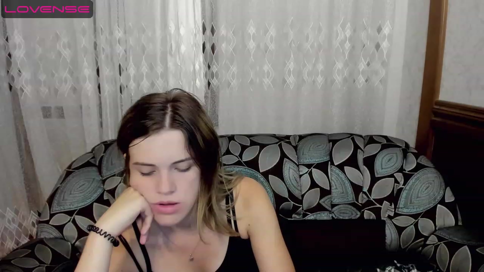 Gallery image thumbnail from SweetVeronaa's myfreecams stream on, 07/22/2023, 20:47 image 18 of 20