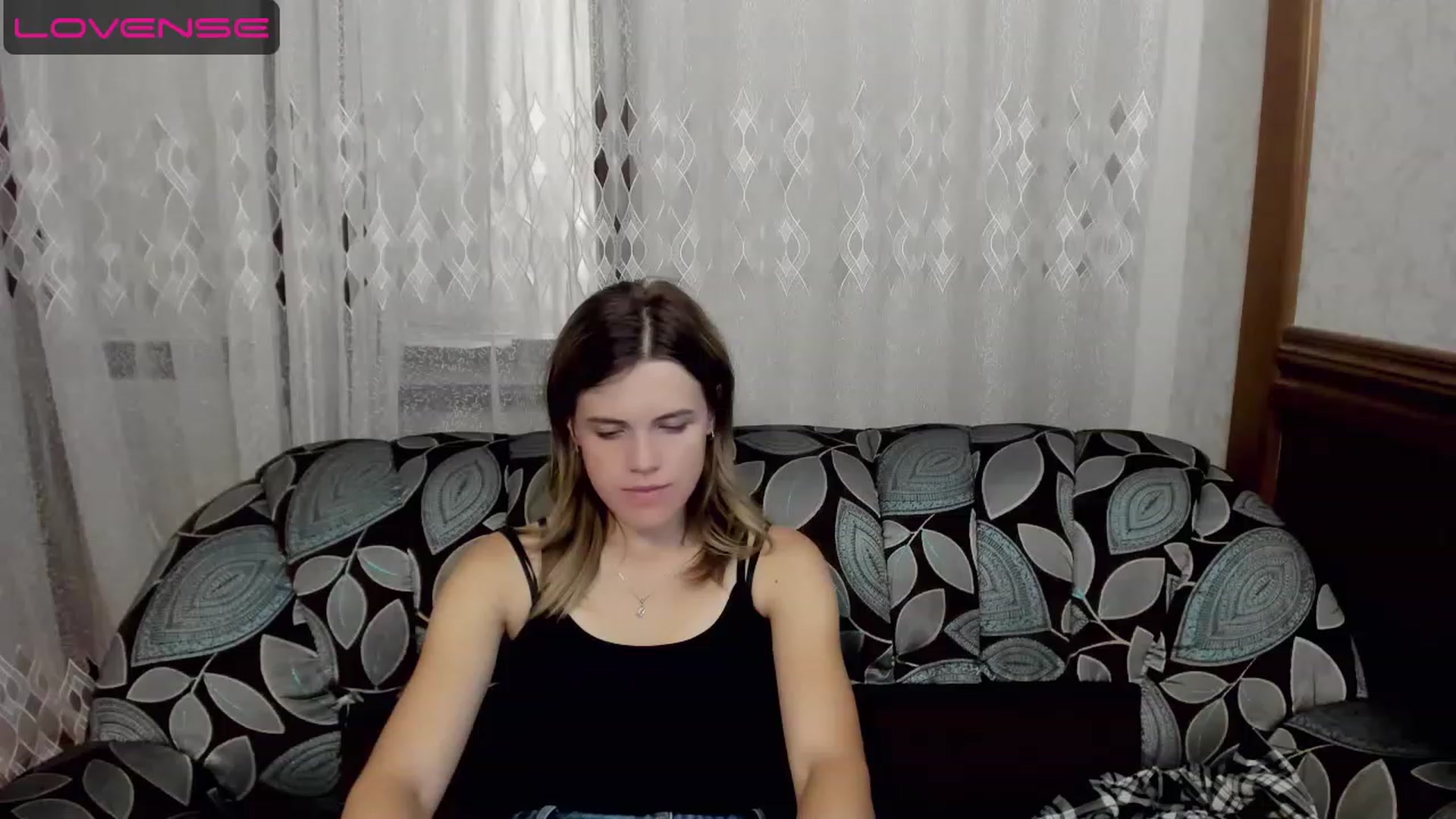 Gallery image thumbnail from SweetVeronaa's myfreecams stream on, 07/23/2023, 01:41 image 7 of 20