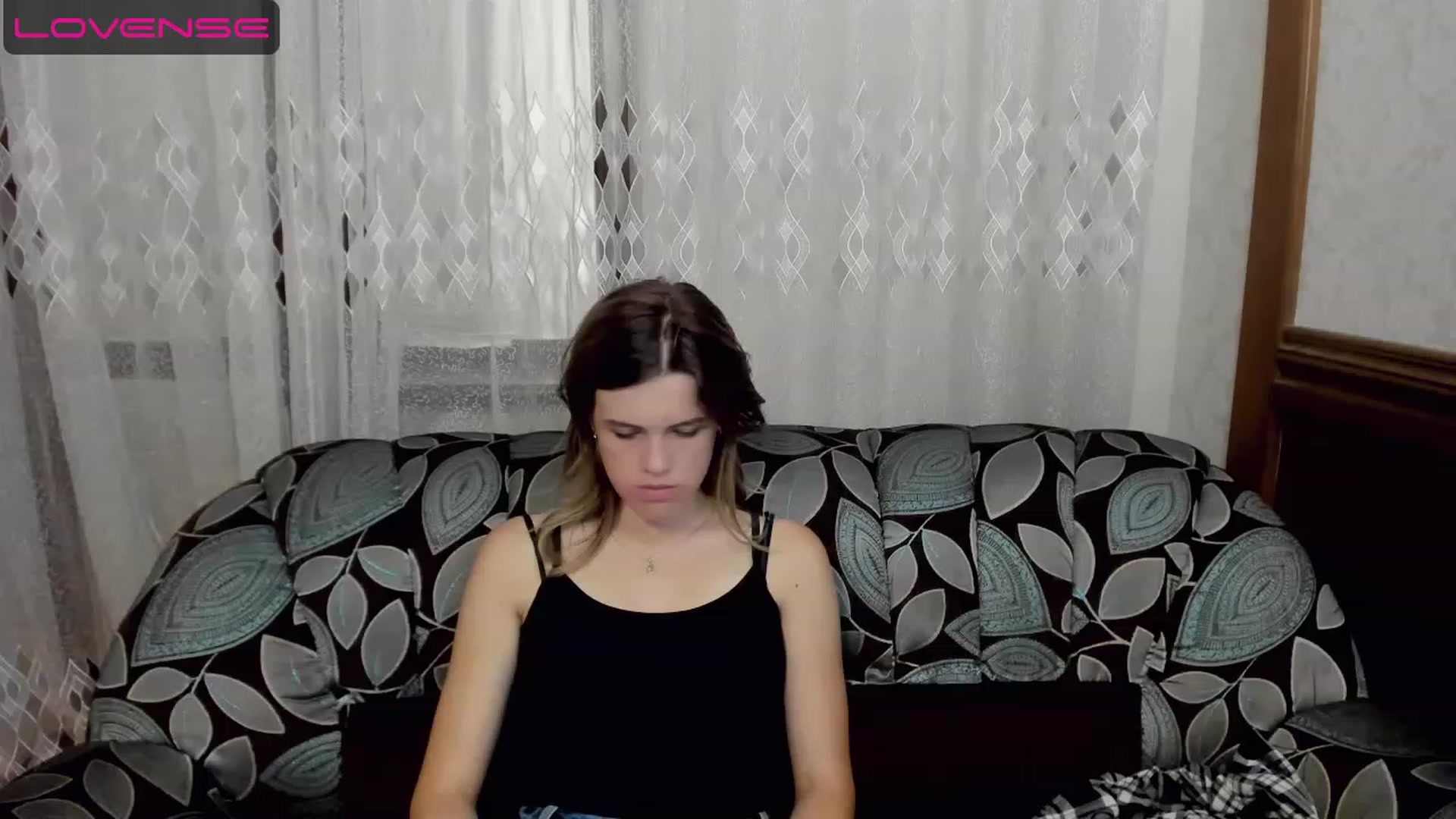 Gallery image thumbnail from SweetVeronaa's myfreecams stream on, 07/23/2023, 01:41 image 12 of 20
