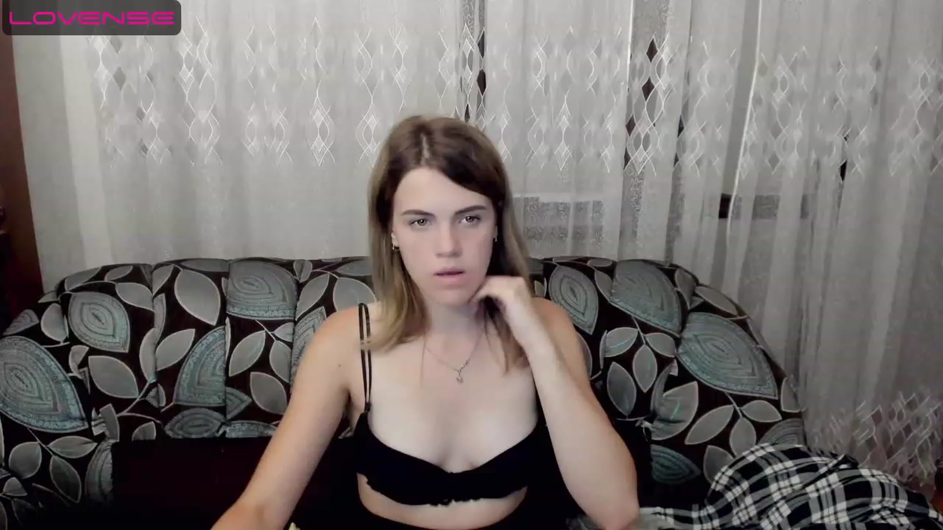Gallery image thumbnail from SweetVeronaa's myfreecams stream on, 07/25/2023, 20:01 image 20 of 20