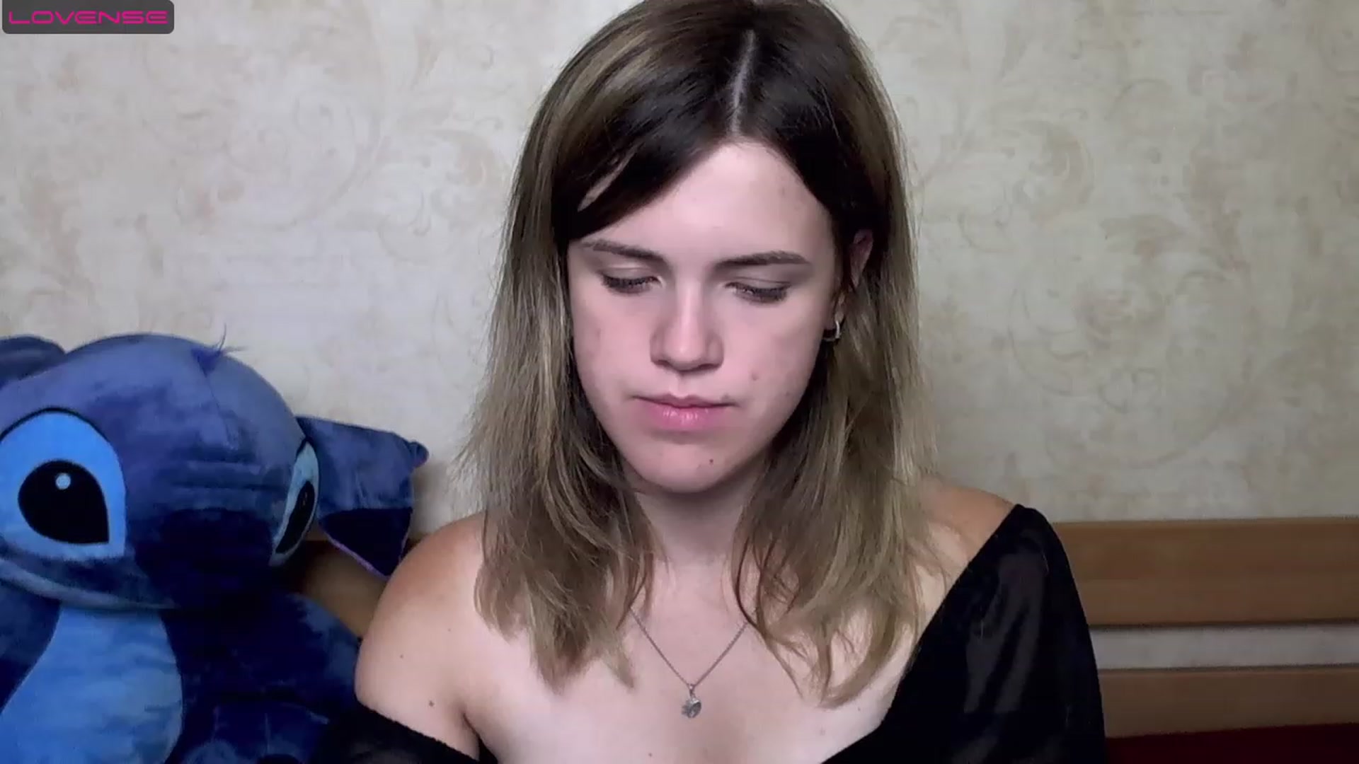 Gallery image thumbnail from SweetVeronaa's myfreecams stream on, 07/28/2023, 20:43 image 20 of 20