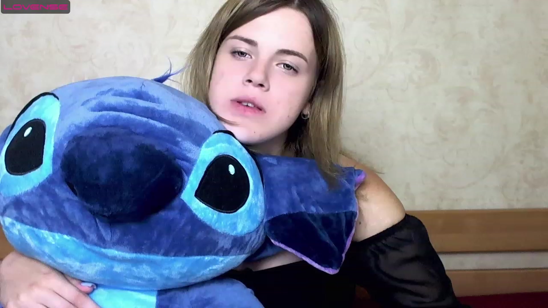 Gallery image thumbnail from SweetVeronaa's myfreecams stream on, 07/28/2023, 20:43 image 15 of 20