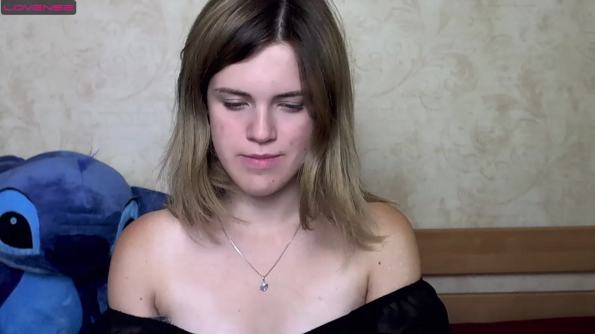 Gallery image thumbnail from SweetVeronaa's myfreecams stream on, 07/28/2023, 20:43 image 9 of 20