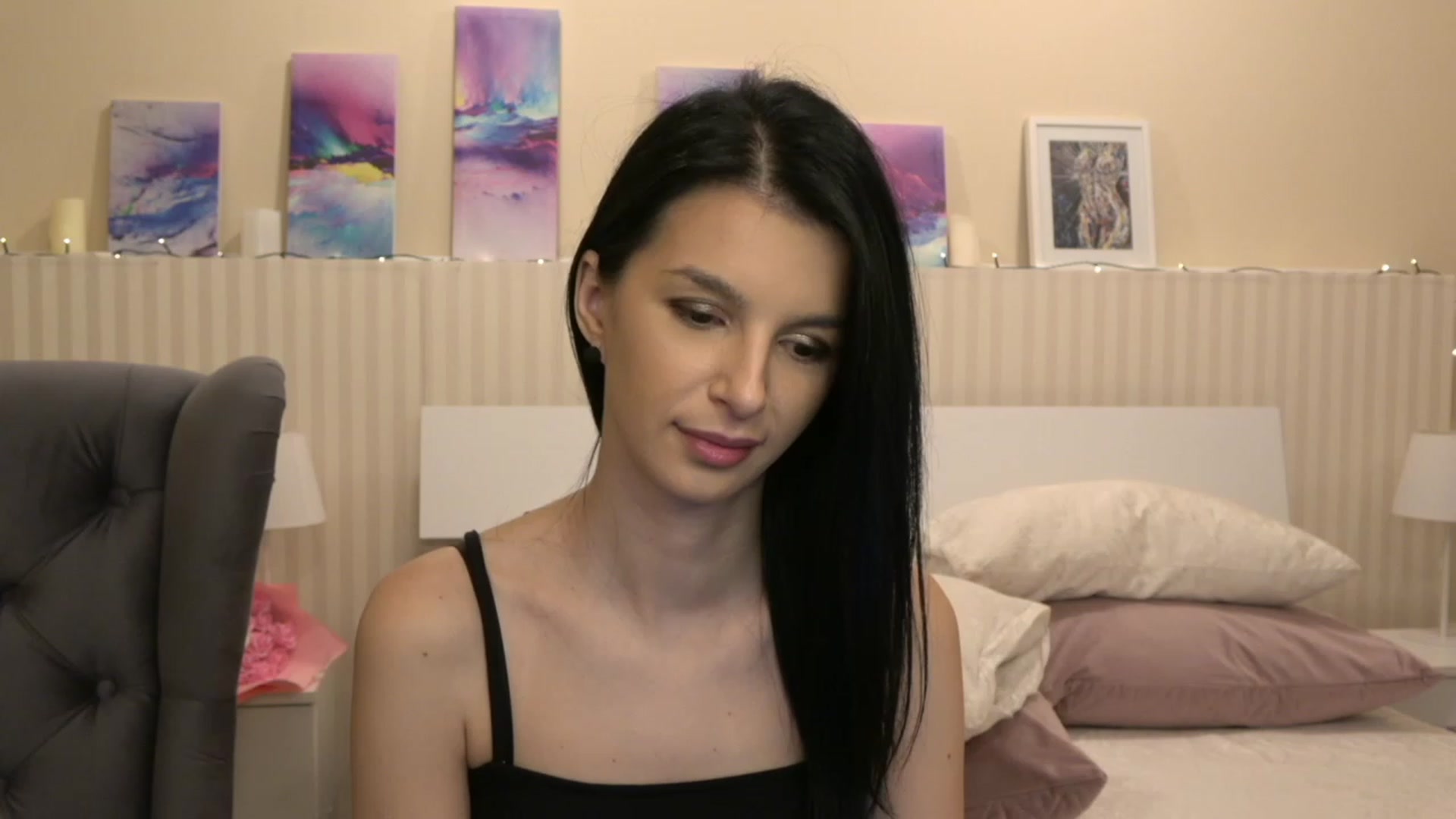 Gallery image thumbnail from SweetVivien's myfreecams stream on, 12/02/2022, 16:03 image 7 of 20