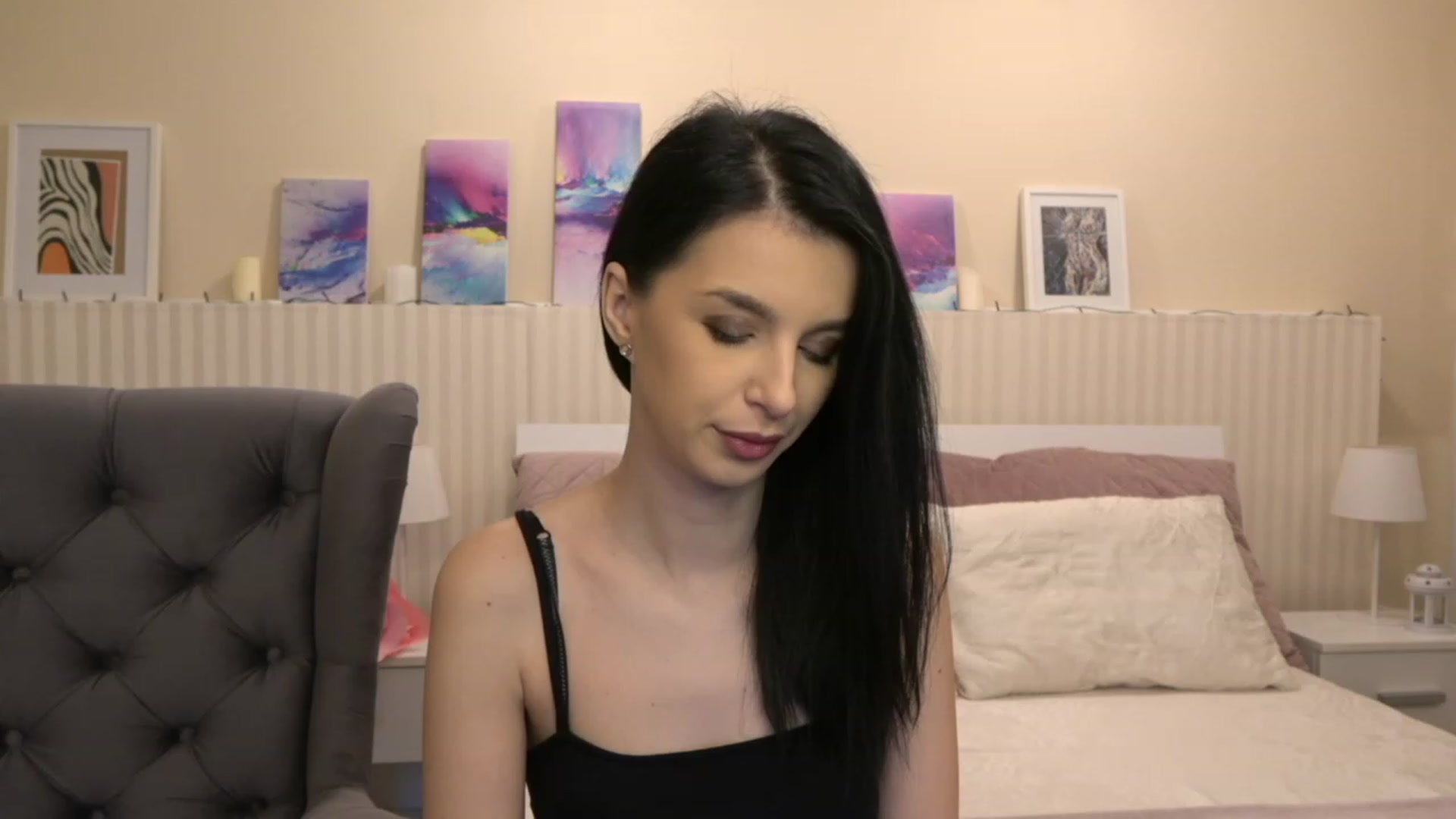 Gallery image thumbnail from SweetVivien's myfreecams stream on, 12/12/2022, 09:41 image 12 of 20
