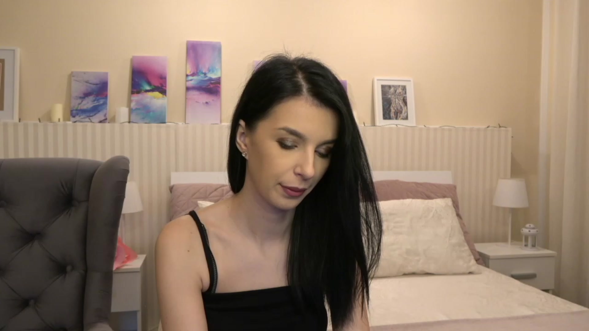 Gallery image thumbnail from SweetVivien's myfreecams stream on, 12/12/2022, 10:06 image 9 of 20
