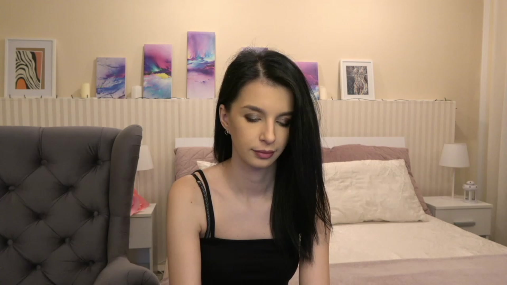 Gallery image thumbnail from SweetVivien's myfreecams stream on, 12/12/2022, 11:44 image 16 of 20