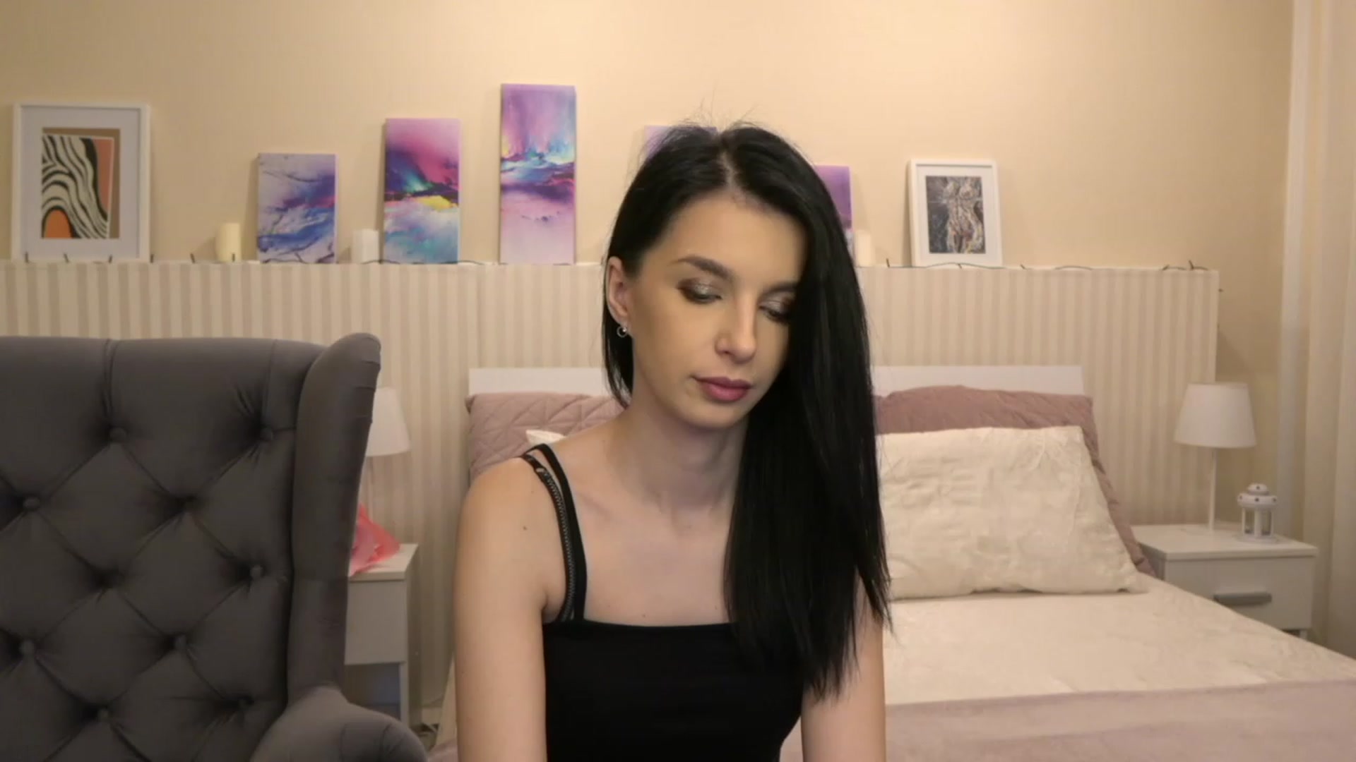 Gallery image thumbnail from SweetVivien's myfreecams stream on, 12/12/2022, 11:44 image 18 of 20