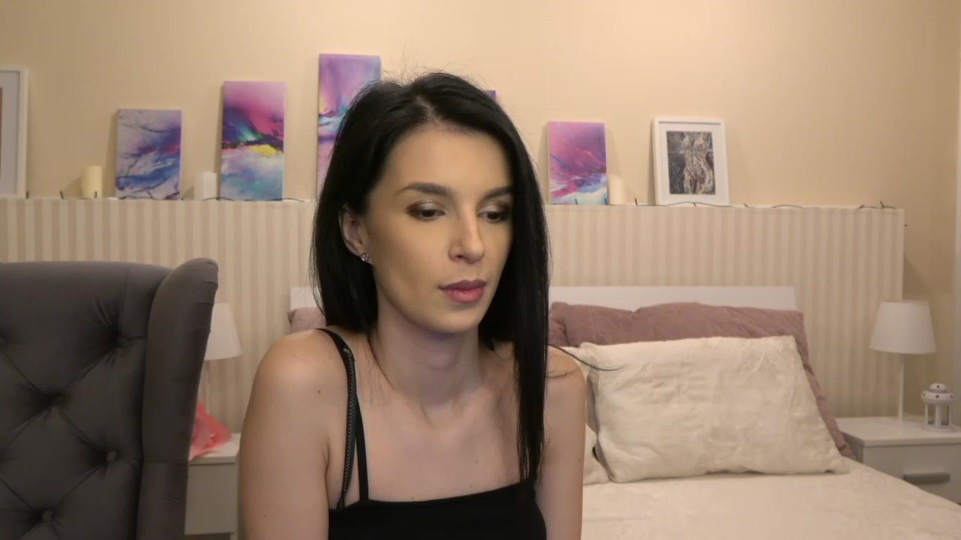 Gallery image thumbnail from SweetVivien's myfreecams stream on, 12/12/2022, 14:04 image 13 of 20