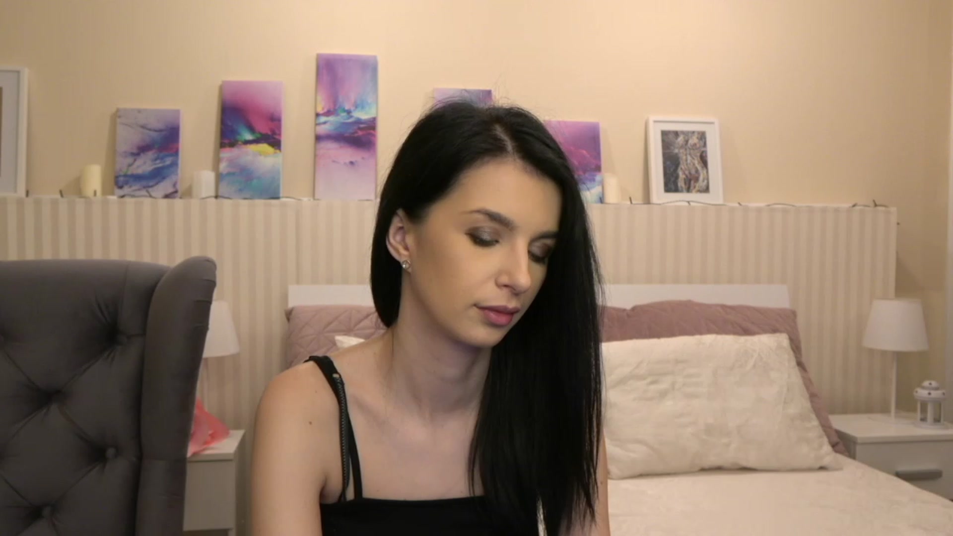 Gallery image thumbnail from SweetVivien's myfreecams stream on, 12/12/2022, 14:04 image 16 of 20