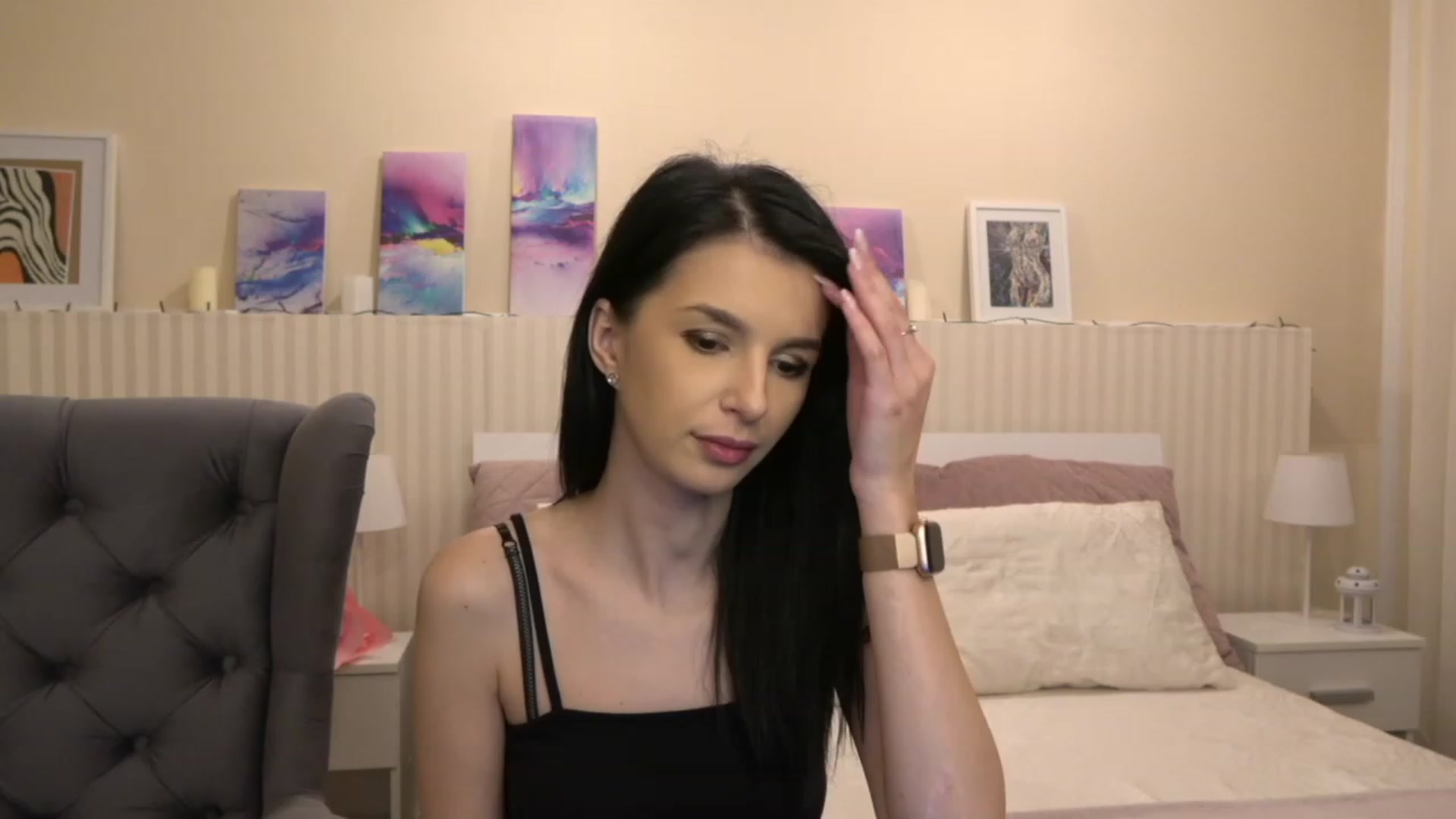 Gallery image thumbnail from SweetVivien's myfreecams stream on, 12/12/2022, 15:04 image 7 of 20