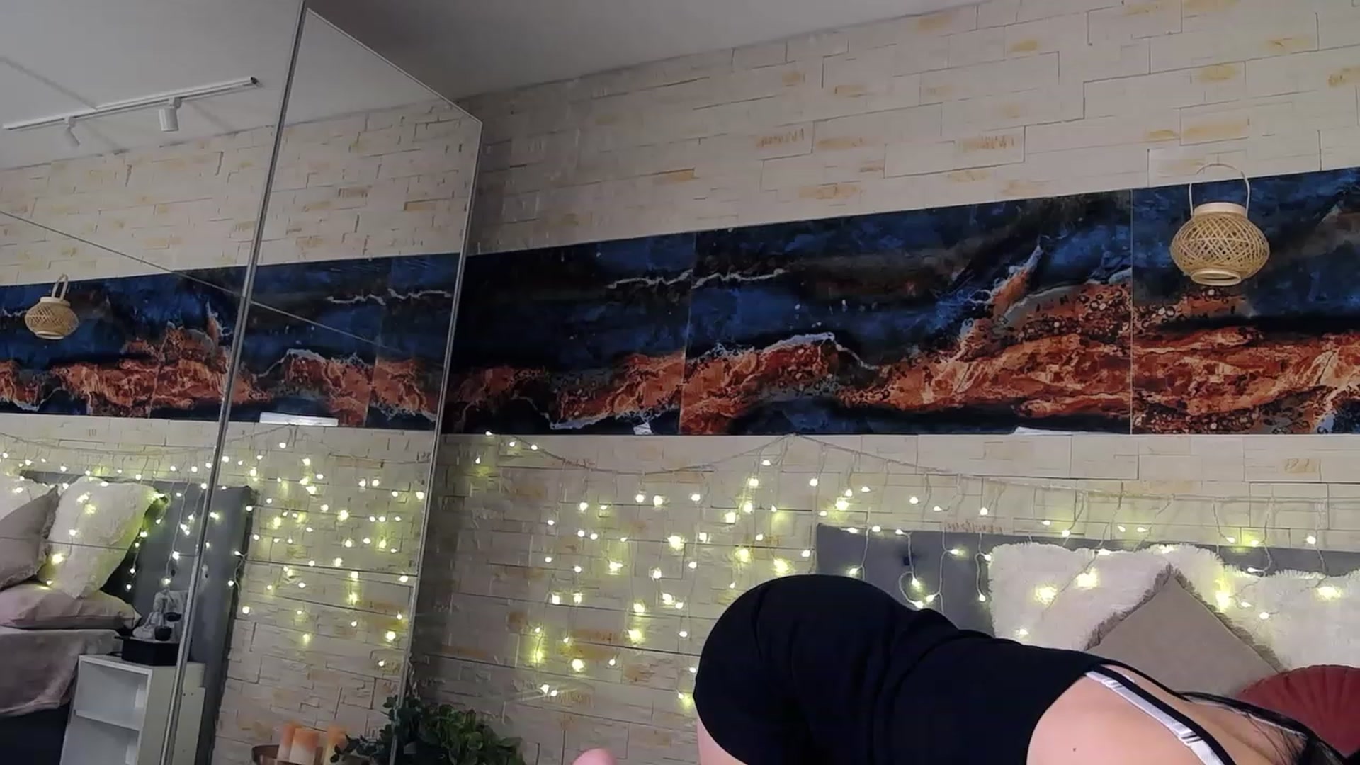 Gallery image thumbnail from SweetVivien's myfreecams stream on, 02/27/2023, 11:19 image 16 of 20