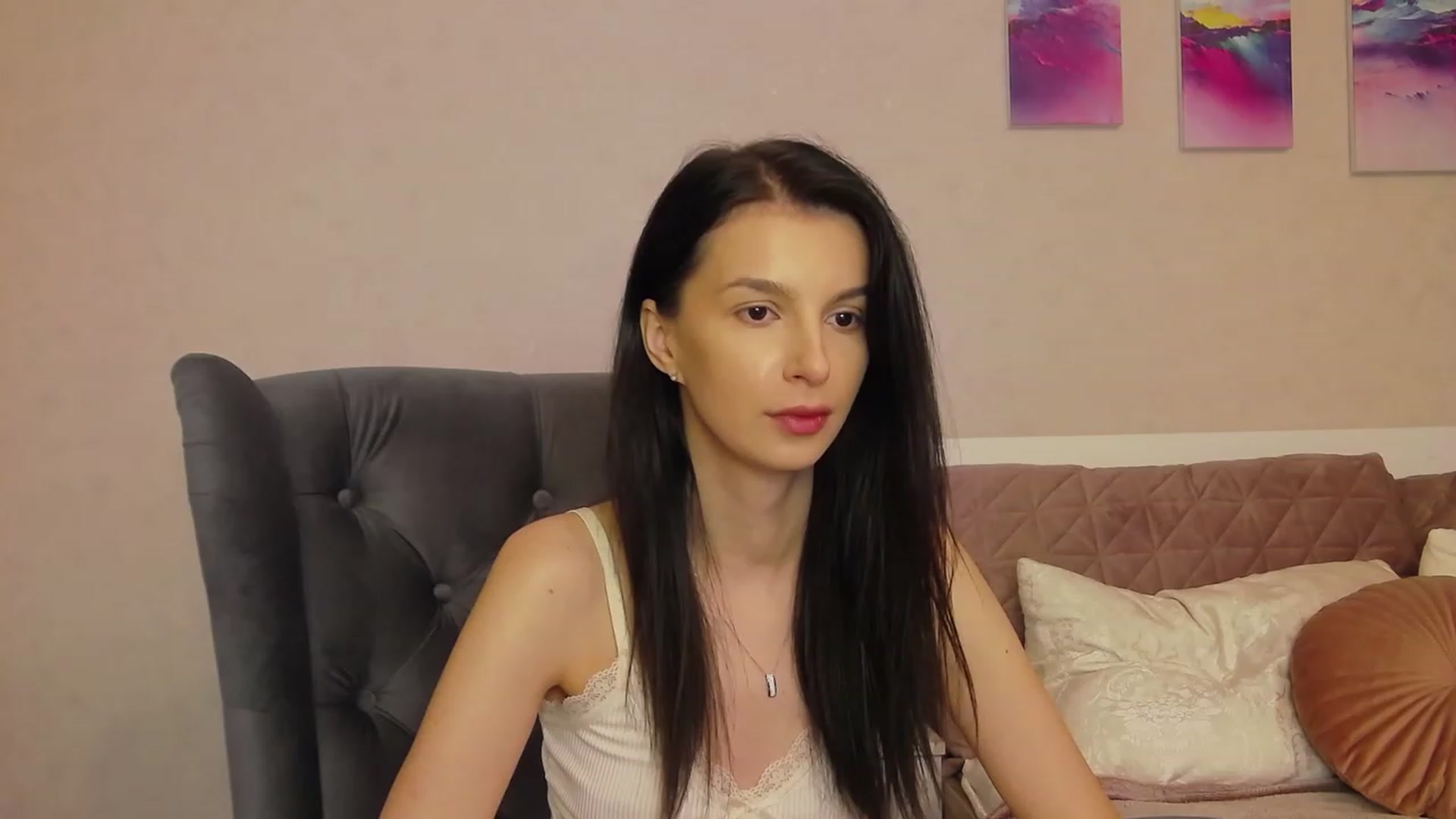 Gallery image thumbnail from SweetVivien's myfreecams stream on, 06/26/2023, 08:15 image 3 of 20
