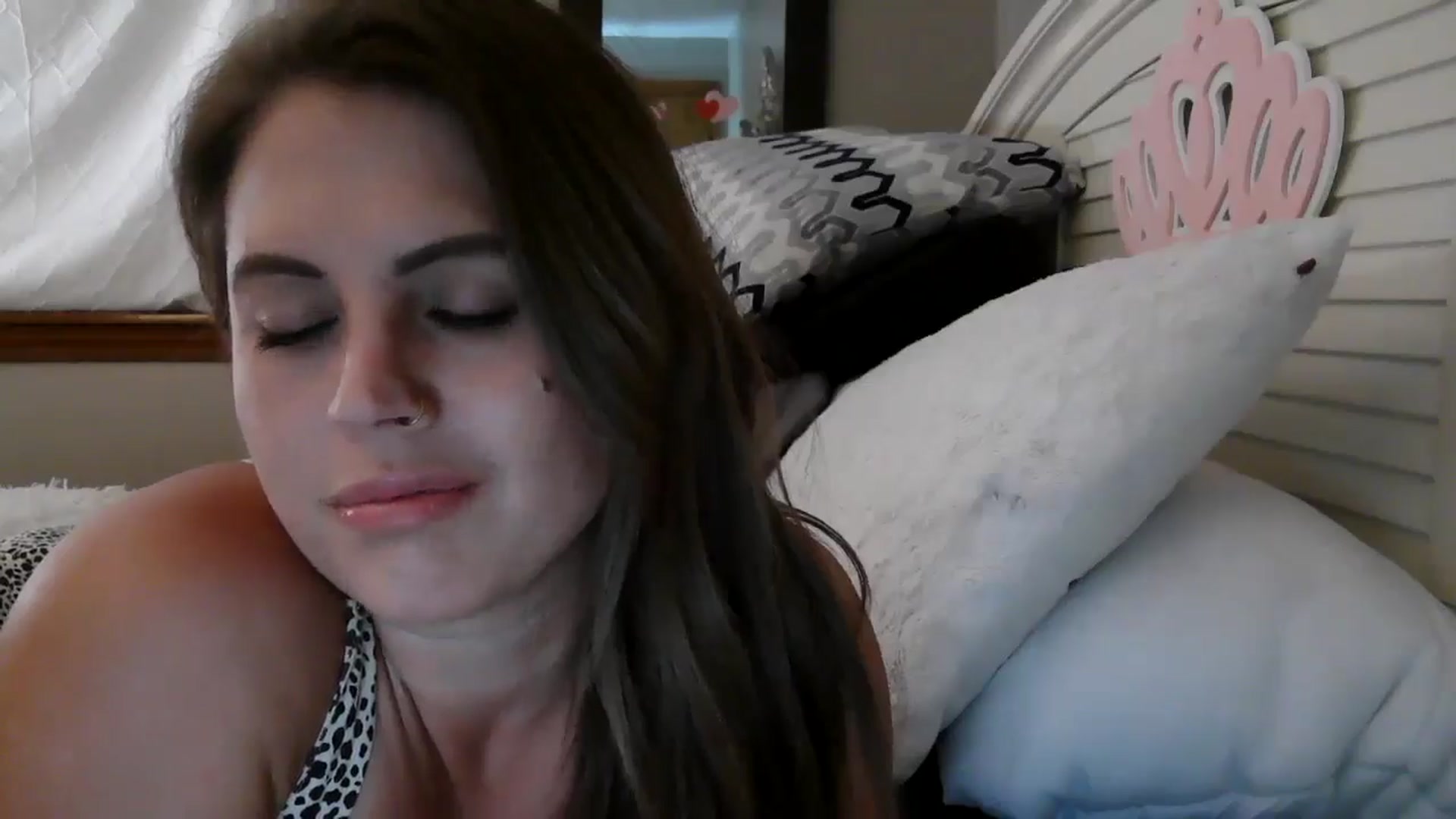 Gallery image thumbnail from SweetWhisper's myfreecams stream on, 04/16/2025, 03:10 image 8 of 20