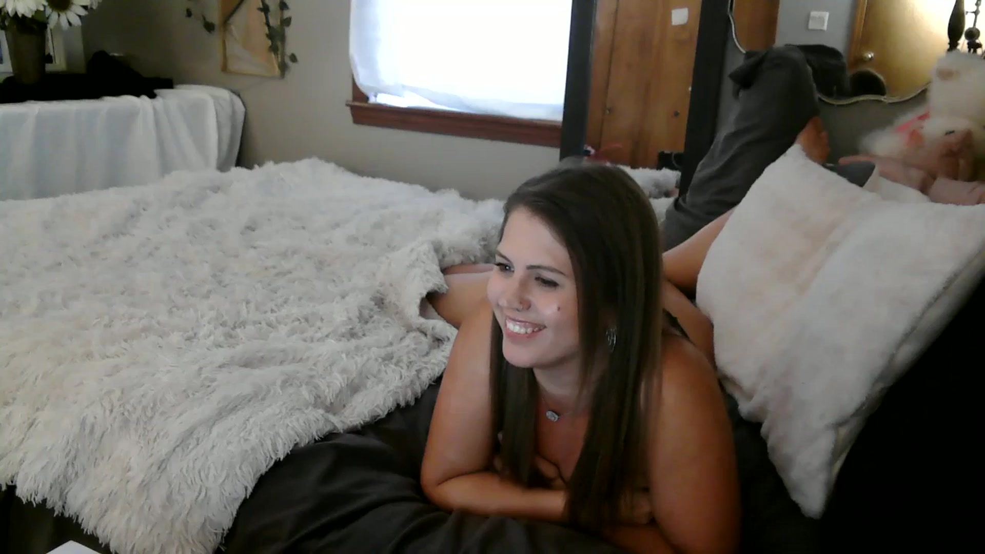 Gallery image thumbnail from SweetWhisper's myfreecams stream on, 05/30/2025, 20:04 image 16 of 20