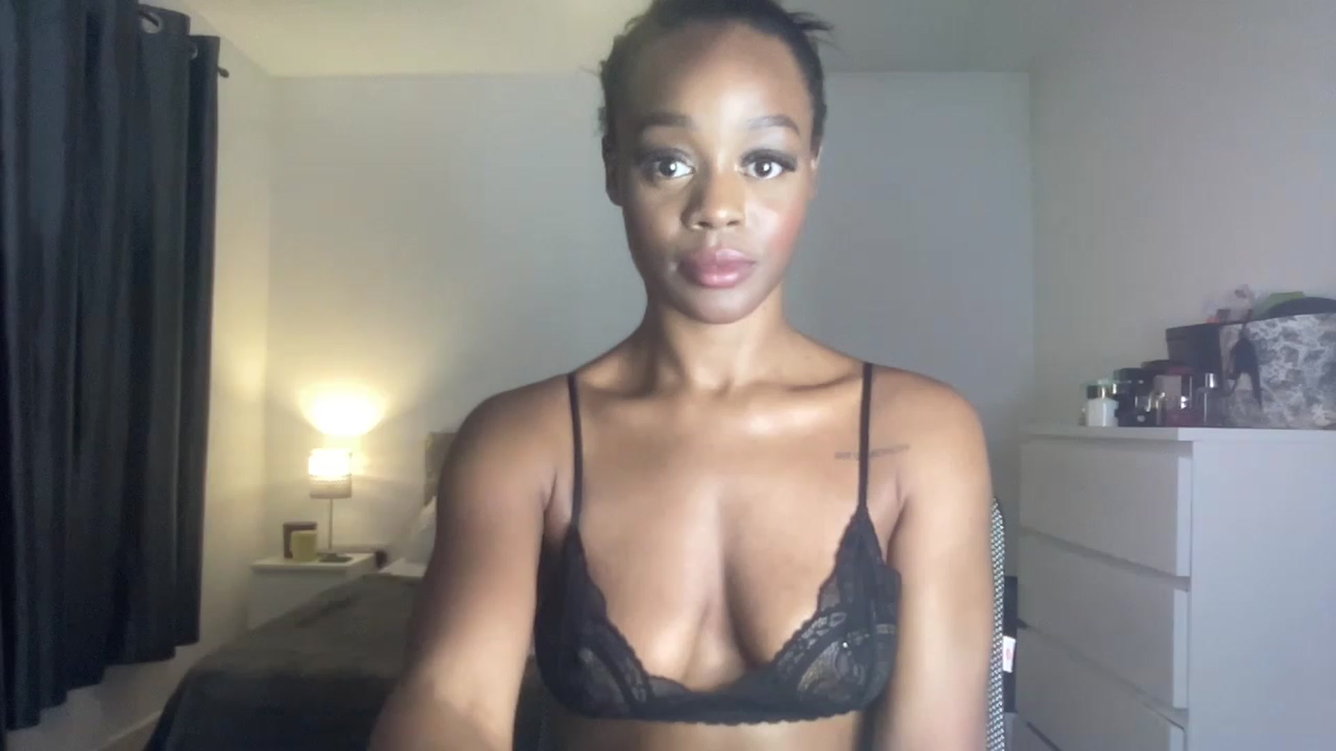 Gallery image thumbnail from SweetXEbony1's myfreecams stream on, 05/16/2023, 23:47 image 15 of 20