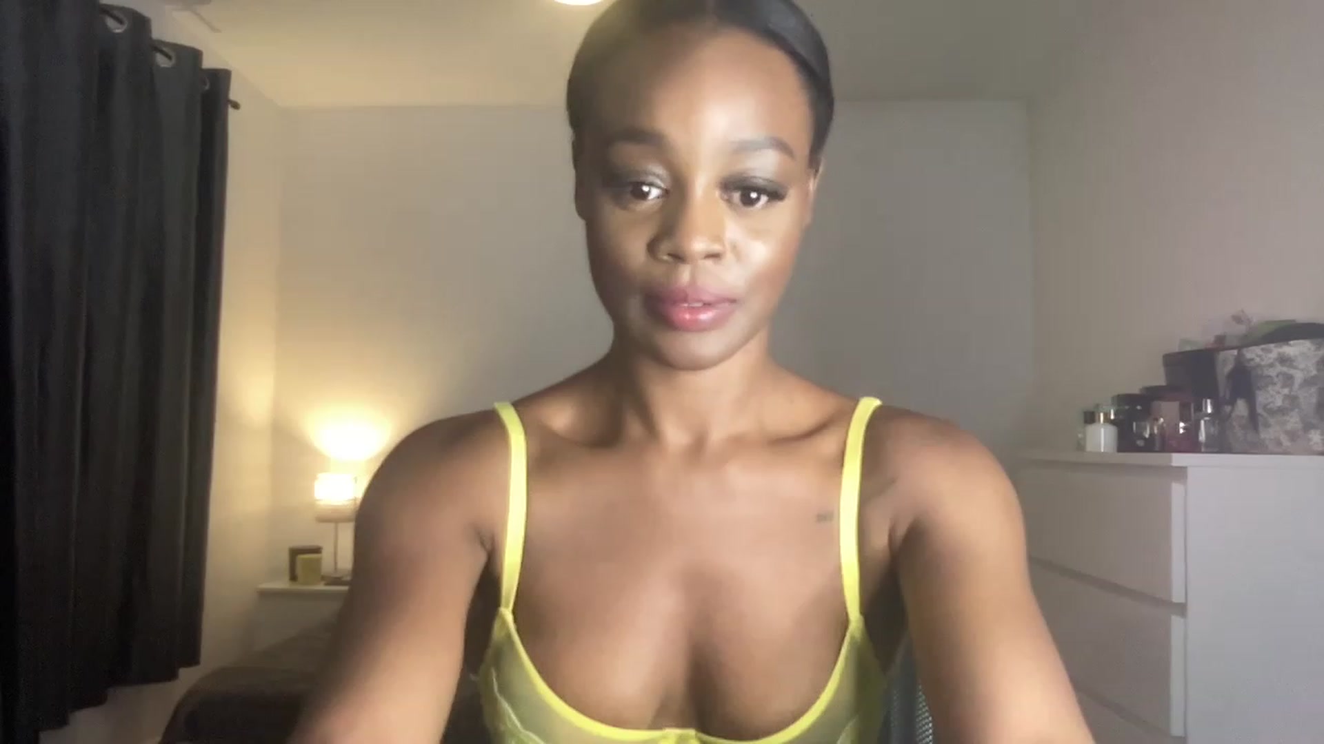 Gallery image thumbnail from SweetXEbony1's myfreecams stream on, 05/17/2023, 22:22 image 5 of 20