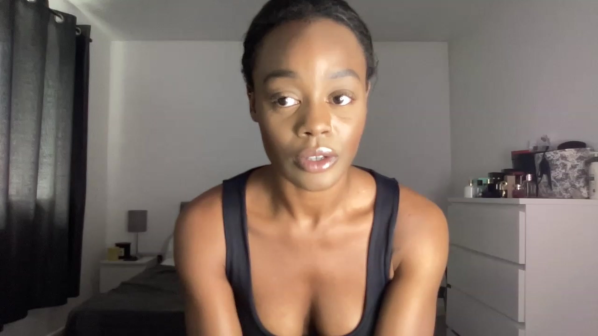 Gallery image thumbnail from SweetXEbony1's myfreecams stream on, 05/25/2023, 13:17 image 17 of 20