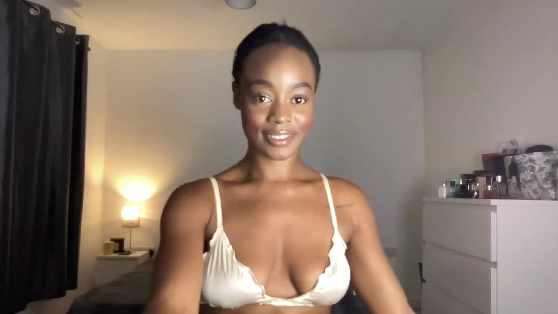 Gallery image thumbnail from SweetXEbony1's myfreecams stream on, 05/25/2023, 21:43 image 7 of 20