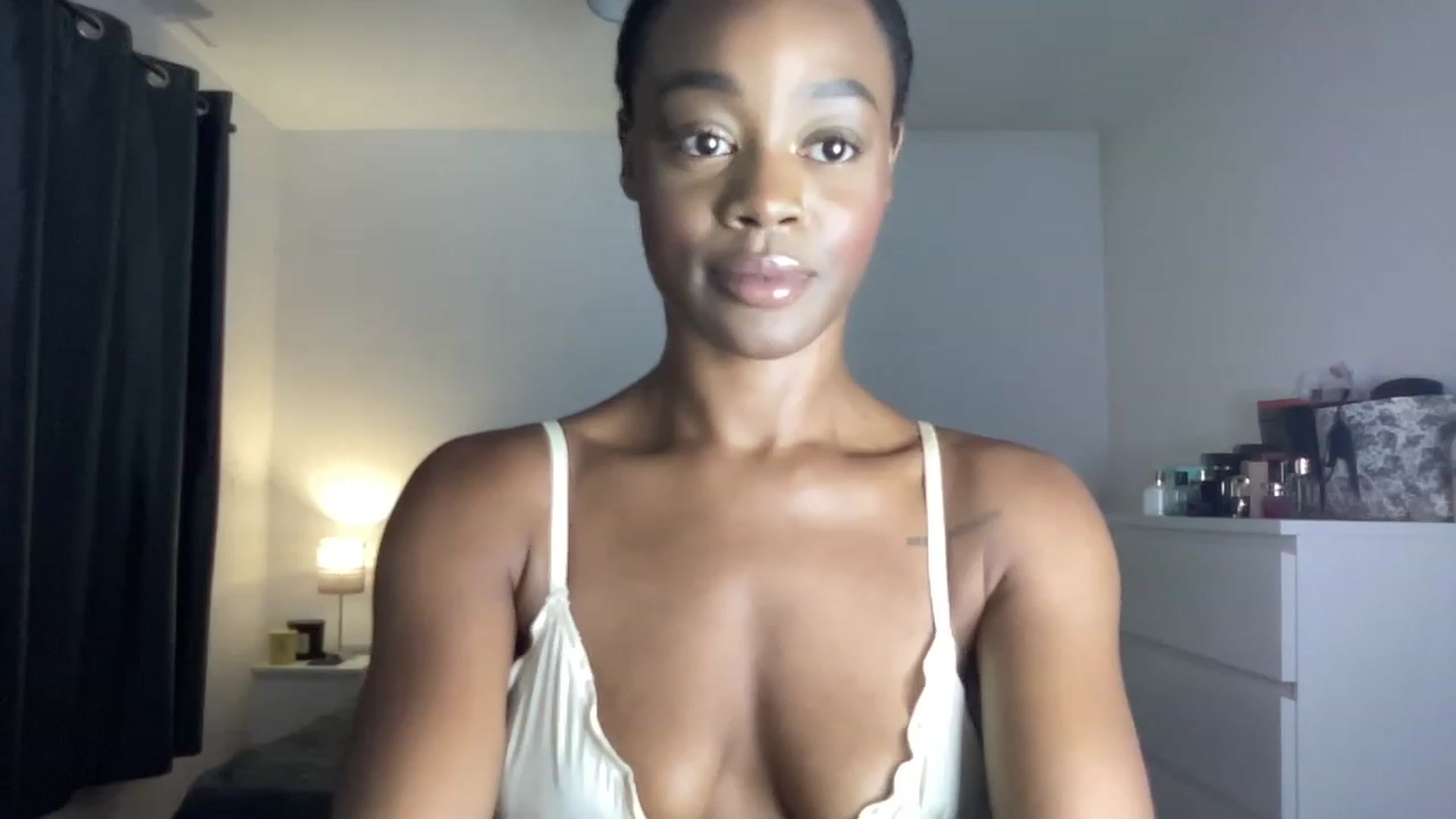 Gallery image thumbnail from SweetXEbony1's myfreecams stream on, 05/25/2023, 21:43 image 6 of 20