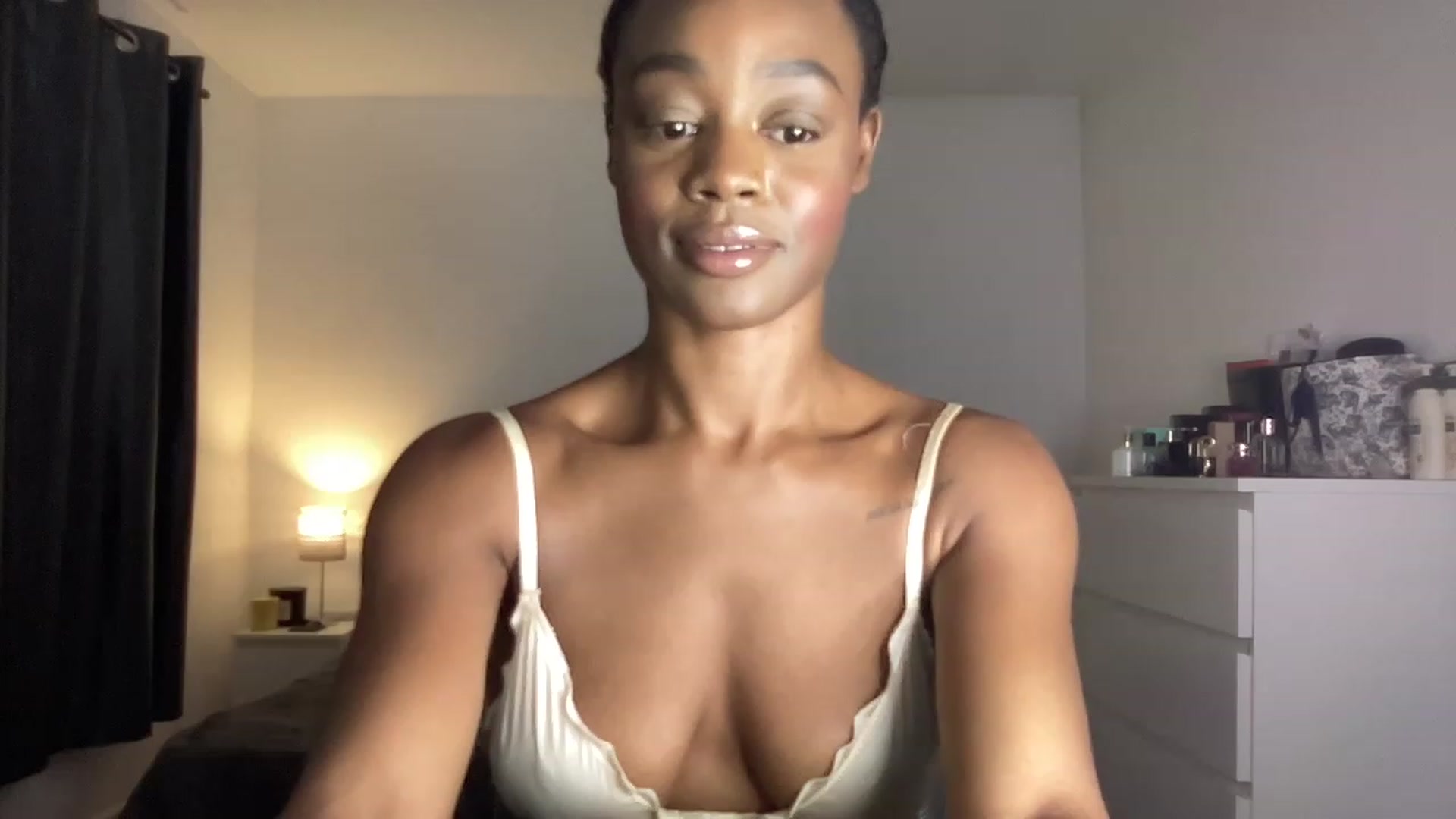 Gallery image thumbnail from SweetXEbony1's myfreecams stream on, 05/25/2023, 23:02 image 10 of 20