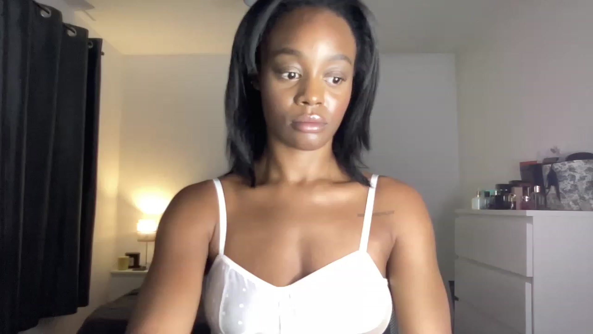 Gallery image thumbnail from SweetXEbony1's myfreecams stream on, 05/31/2023, 24:59 image 11 of 20