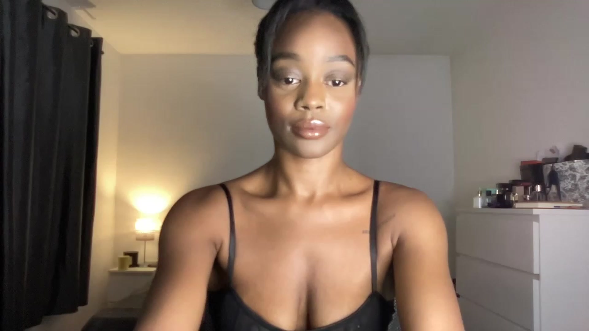 Gallery image thumbnail from SweetXEbony1's myfreecams stream on, 06/01/2023, 20:24 image 7 of 20