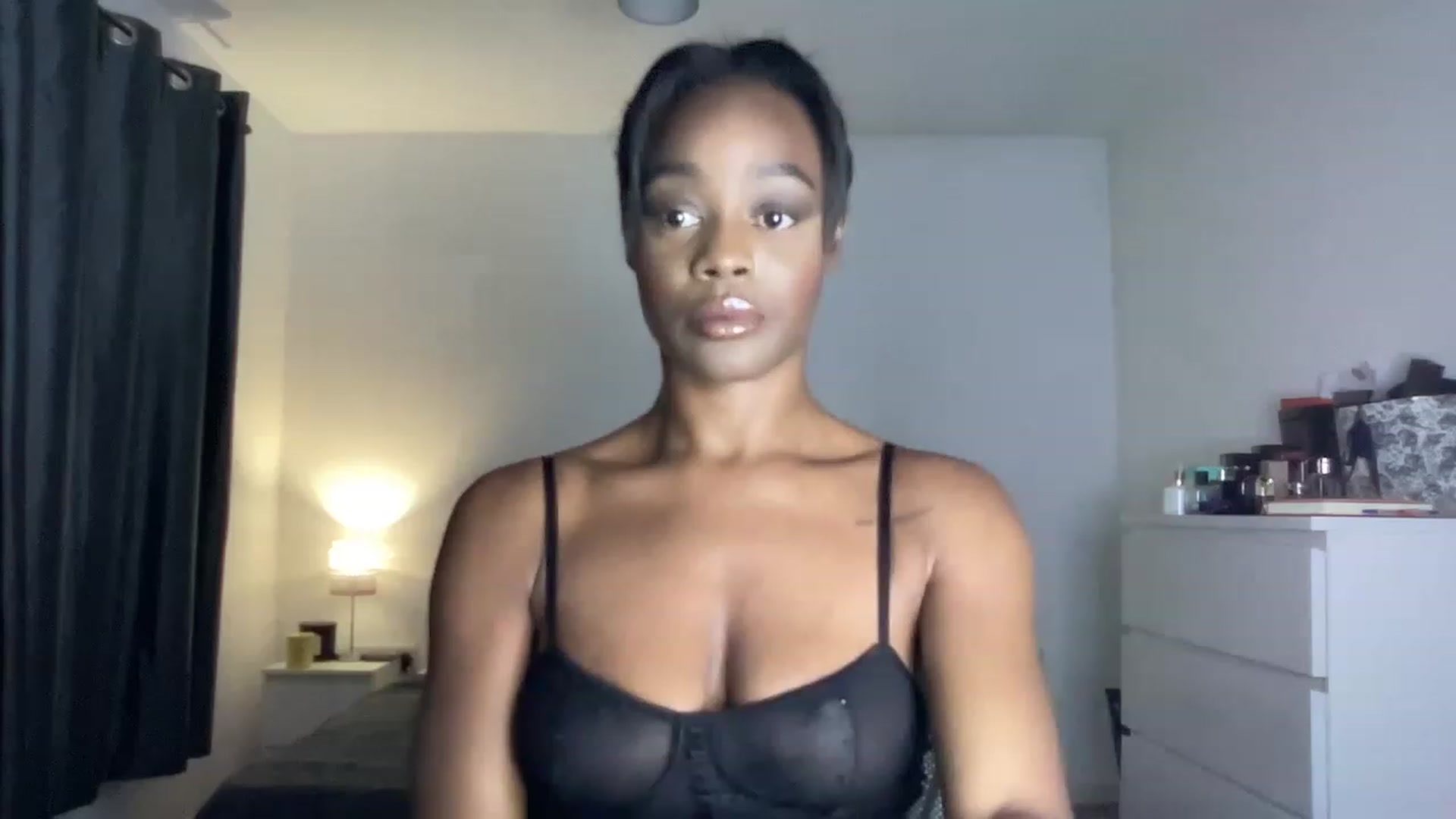 Gallery image thumbnail from SweetXEbony1's myfreecams stream on, 06/01/2023, 20:24 image 4 of 20