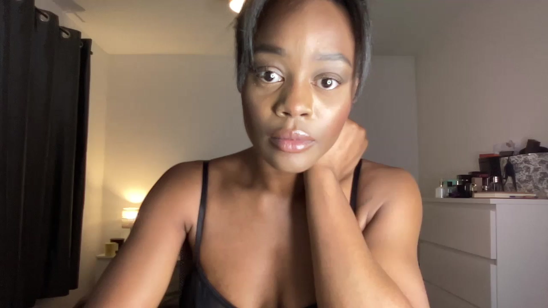 Gallery image thumbnail from SweetXEbony1's myfreecams stream on, 06/01/2023, 22:26 image 10 of 20