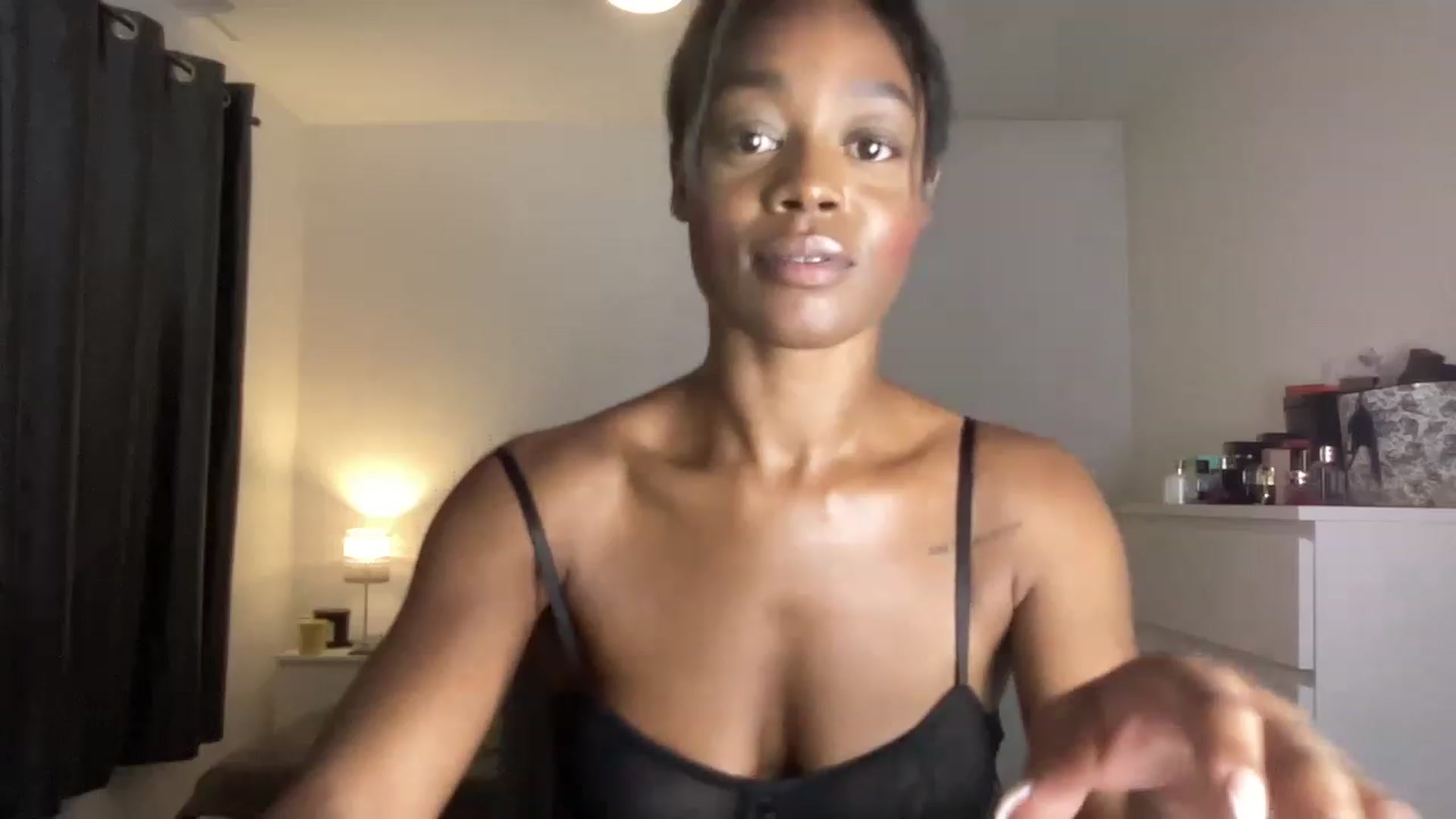 Gallery image thumbnail from SweetXEbony1's myfreecams stream on, 06/06/2023, 24:03 image 10 of 20