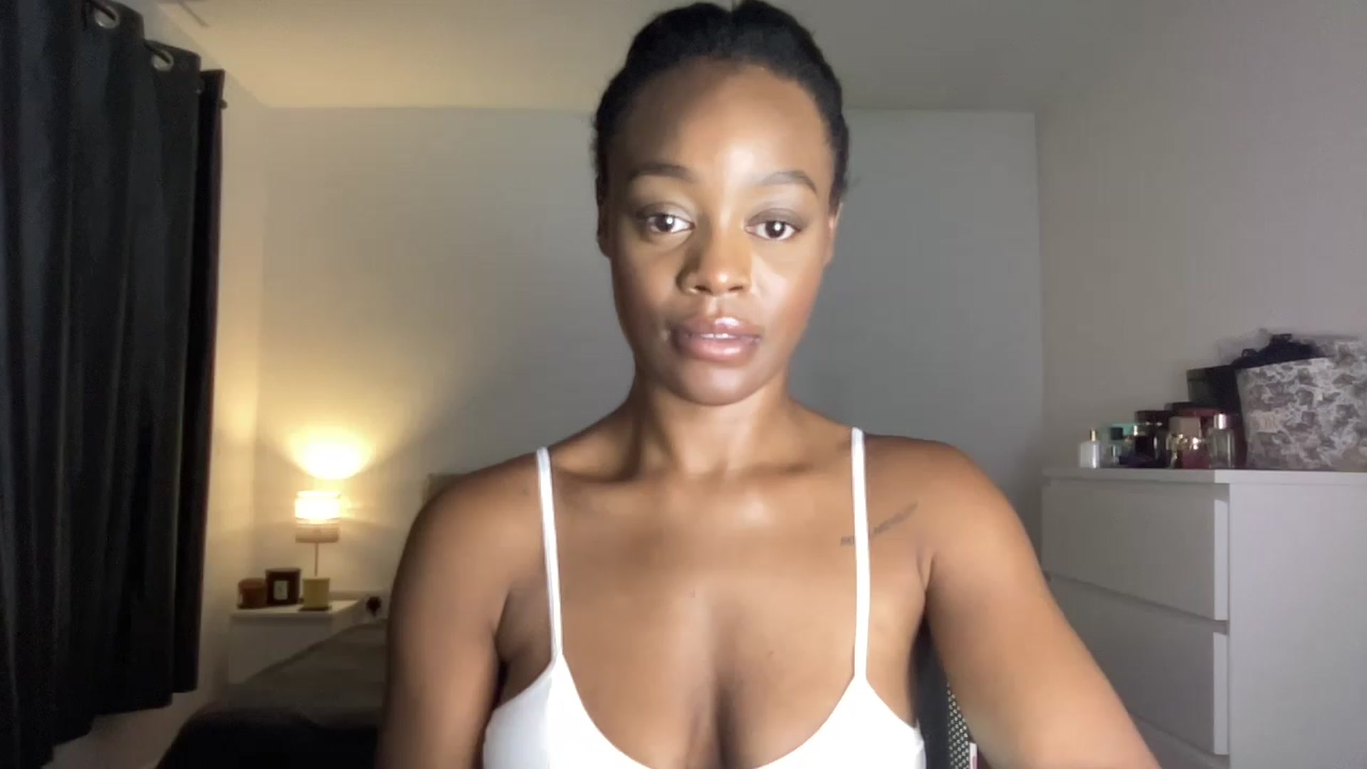 Gallery image thumbnail from SweetXEbony1's myfreecams stream on, 06/20/2023, 22:20 image 6 of 20